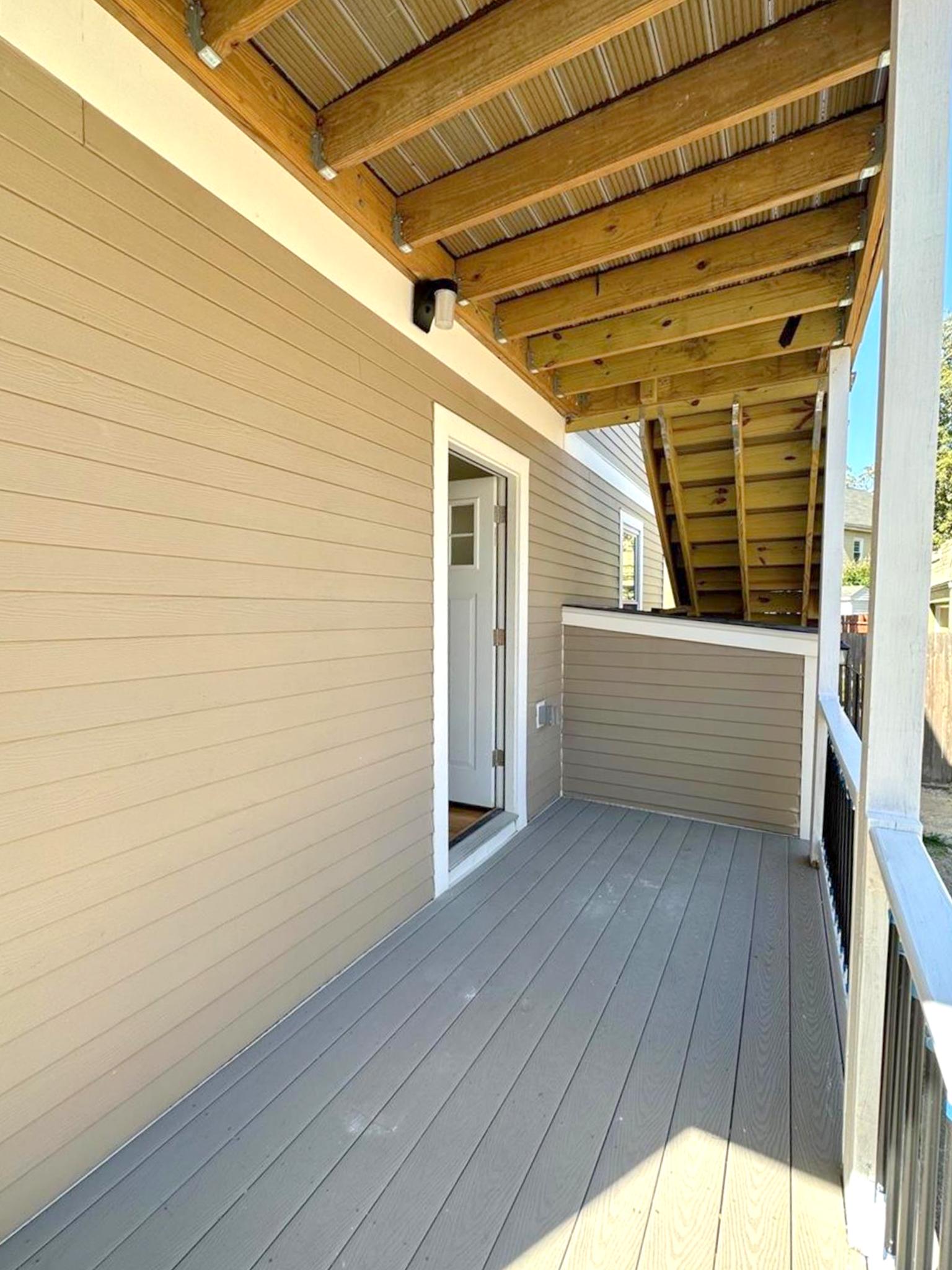 9 Bartlett St, Magoun Square