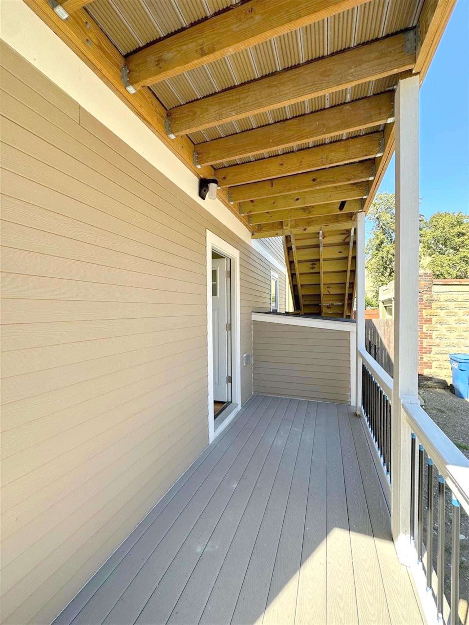 9 Bartlett St, Magoun Square