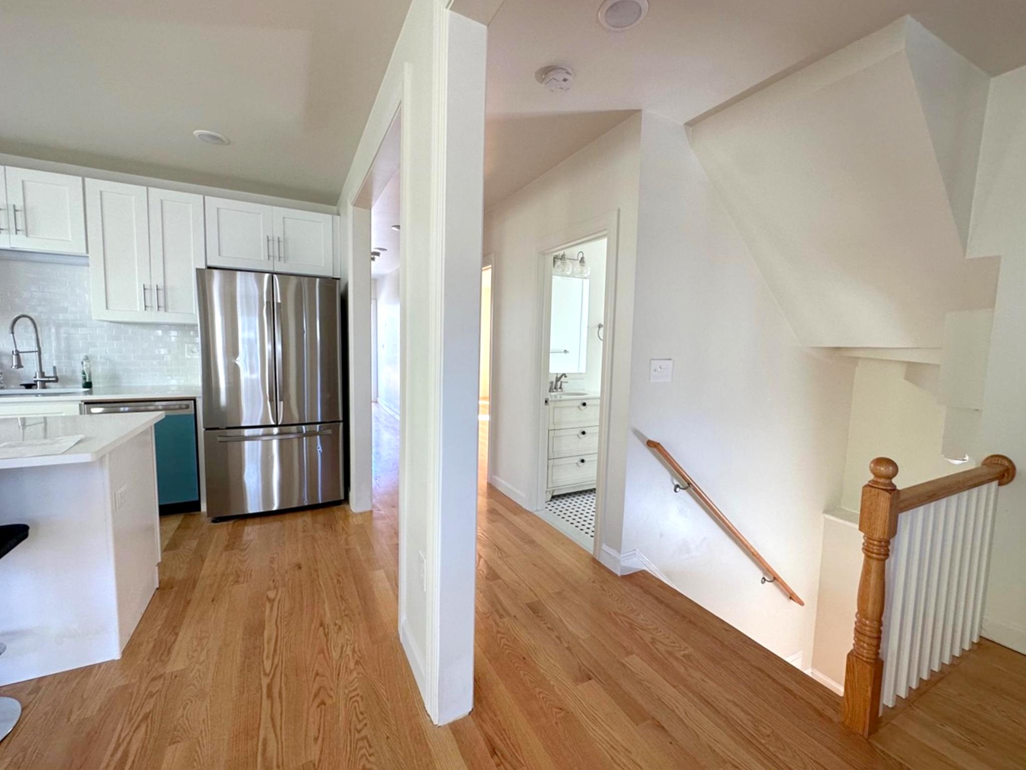 9 Bartlett St, Magoun Square