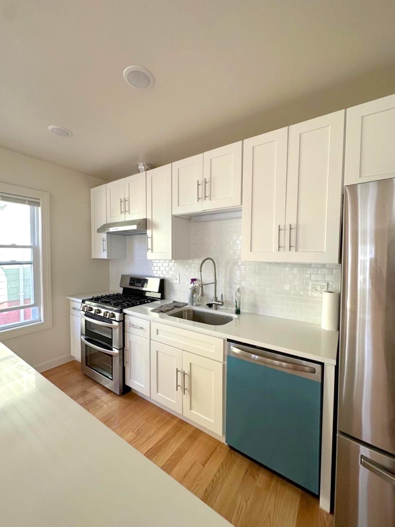 9 Bartlett St, Magoun Square