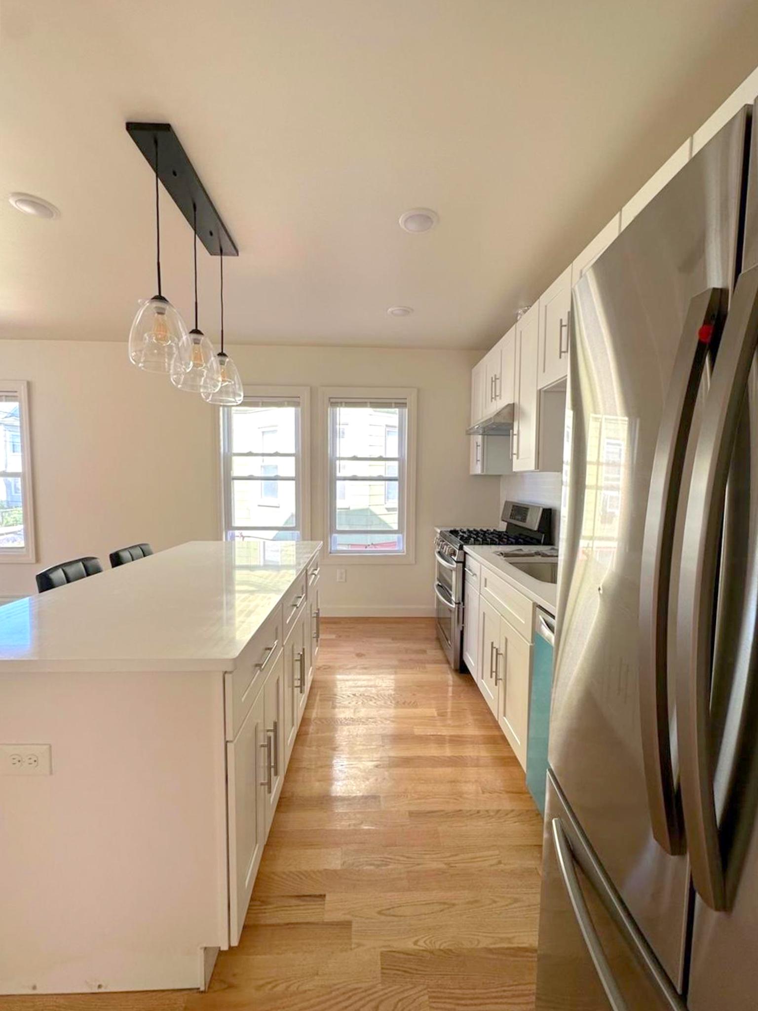 9 Bartlett St, Magoun Square