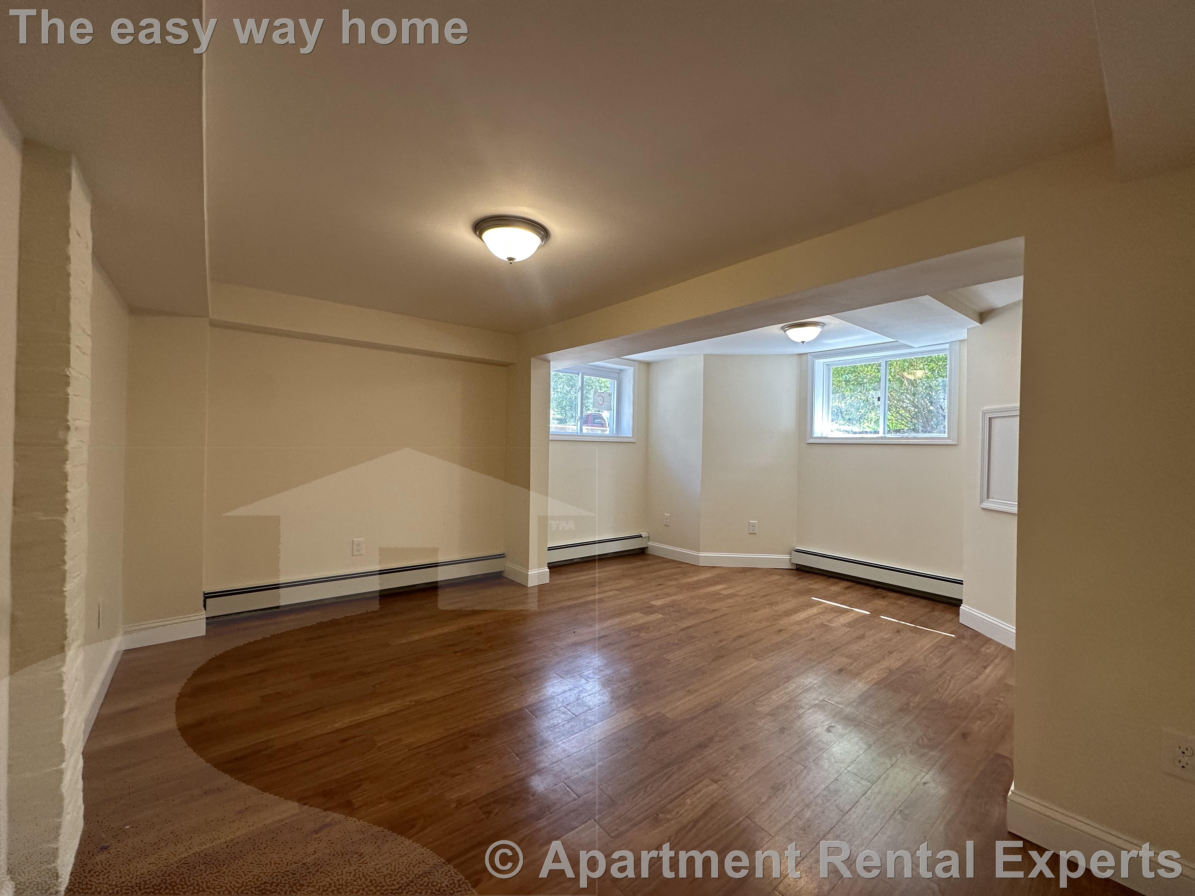 381 Harvard, Harvard Square