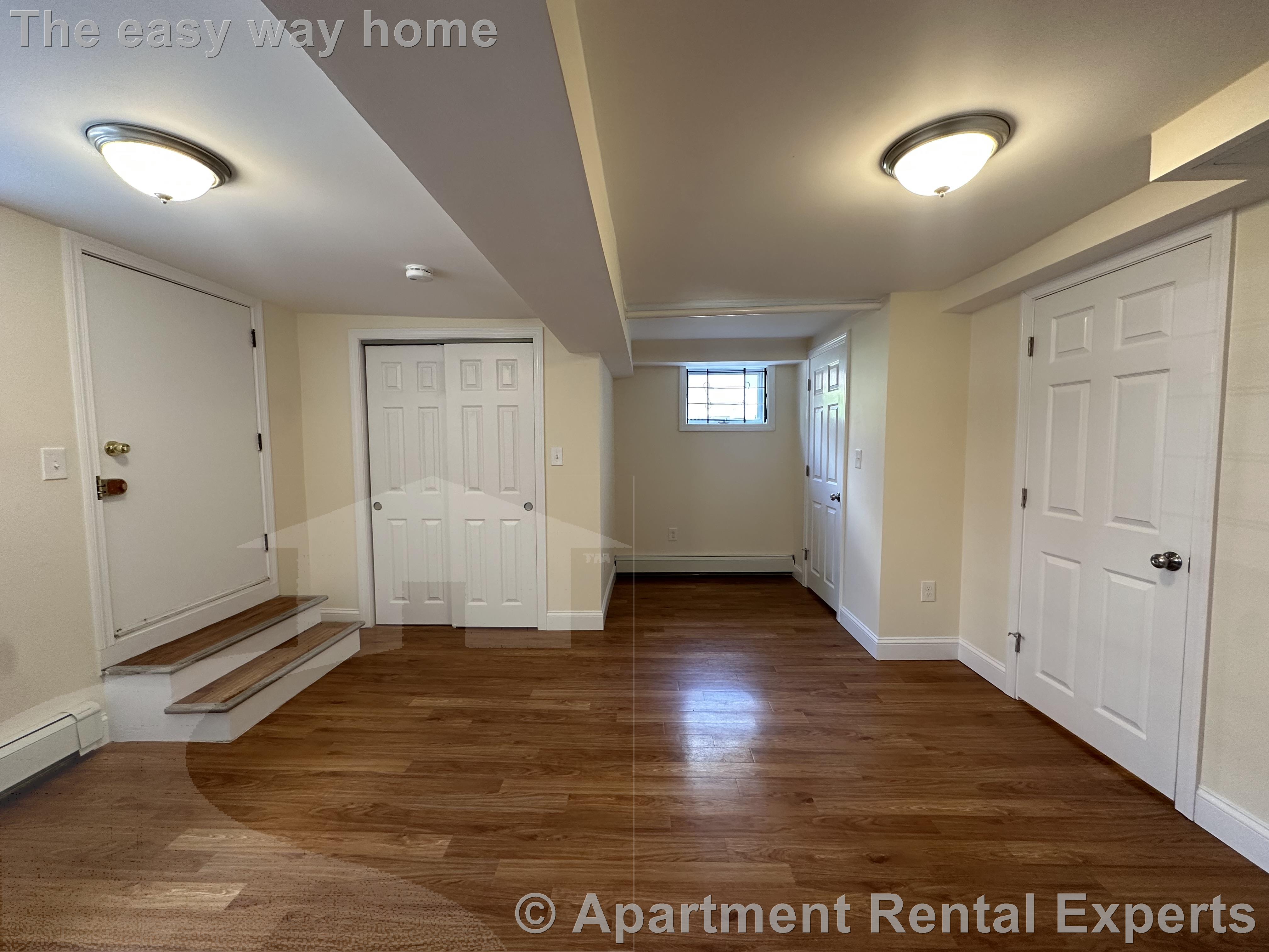 381 Harvard, Harvard Square