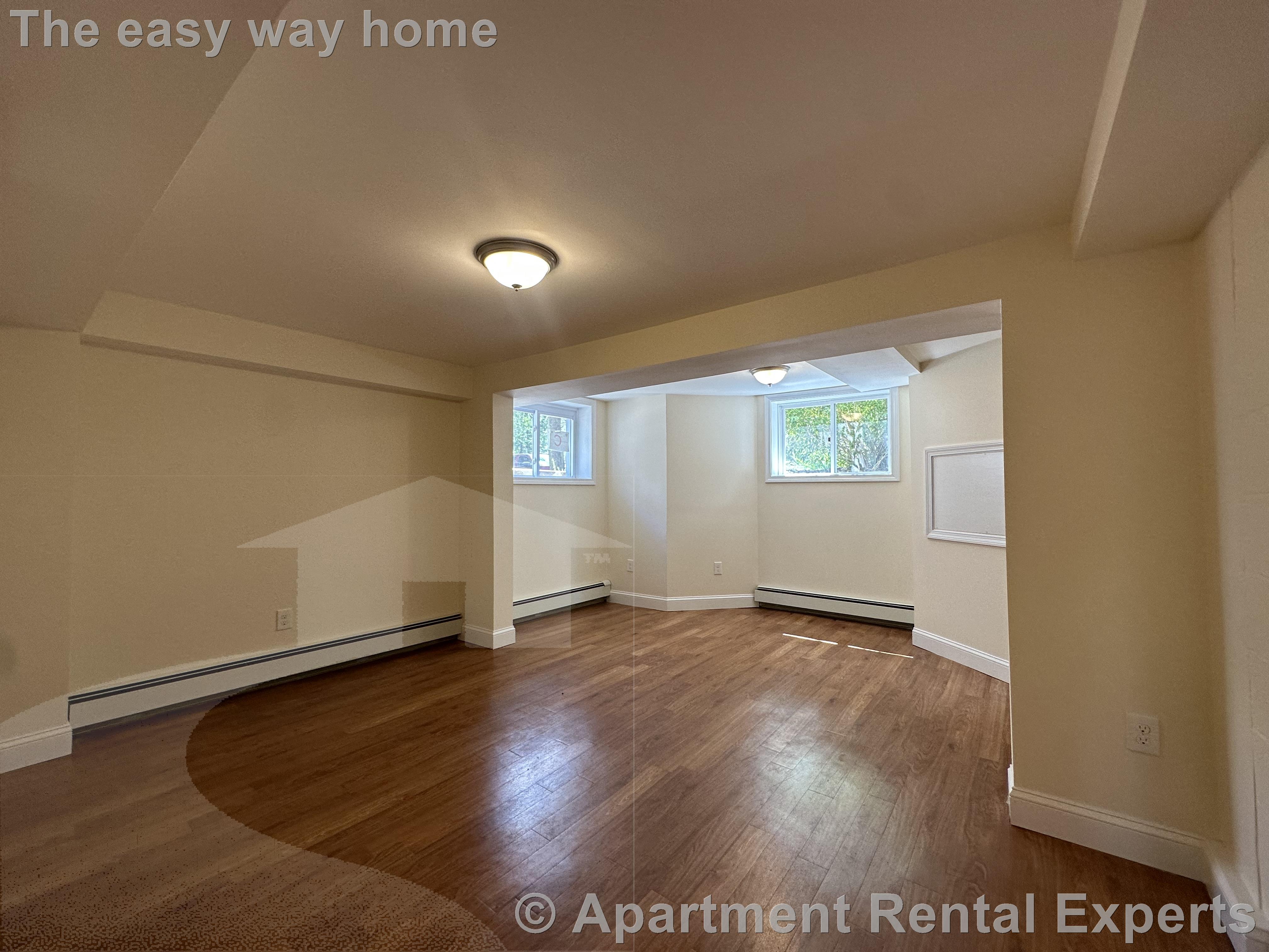 381 Harvard, Harvard Square