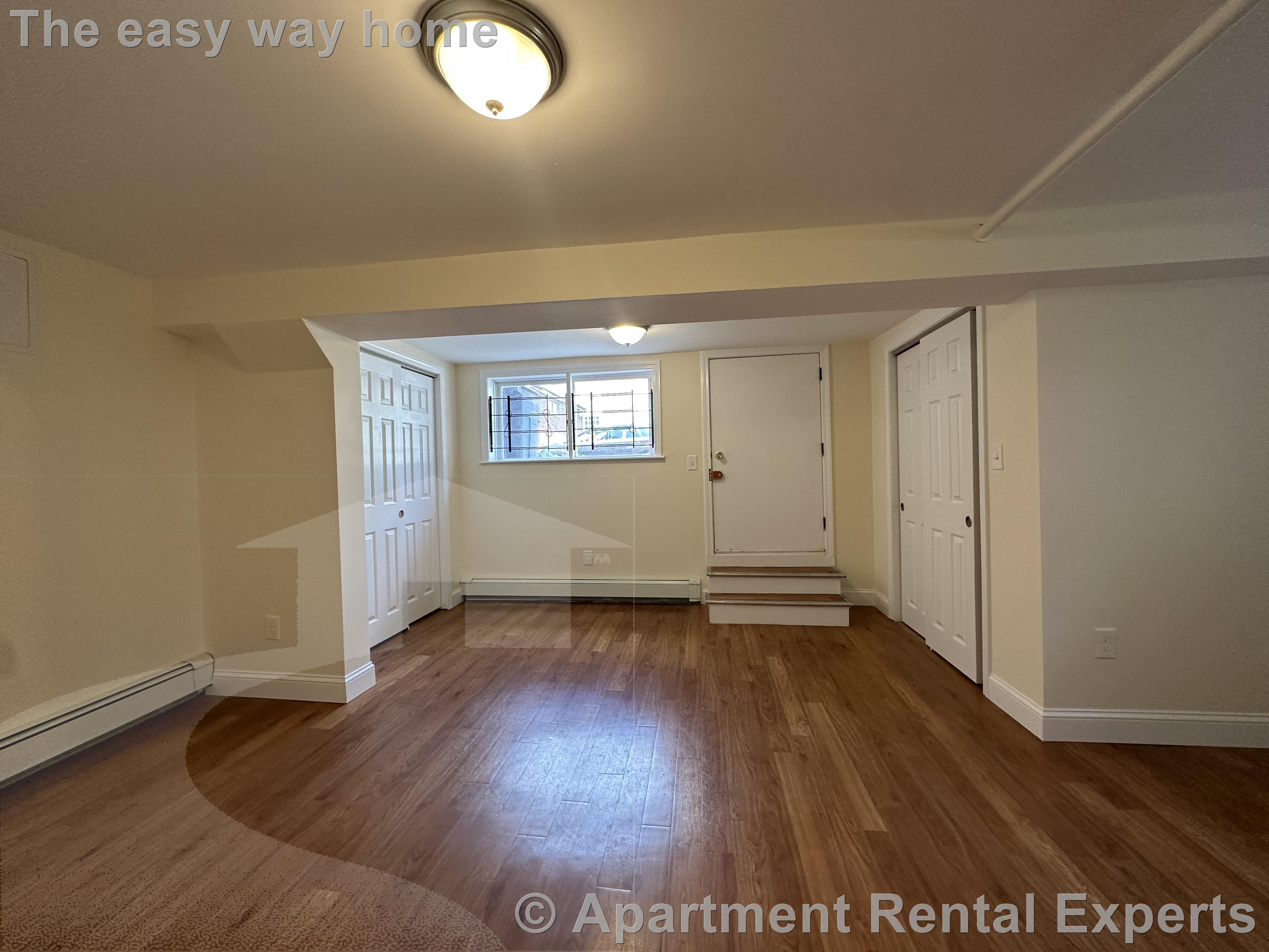 381 Harvard, Harvard Square