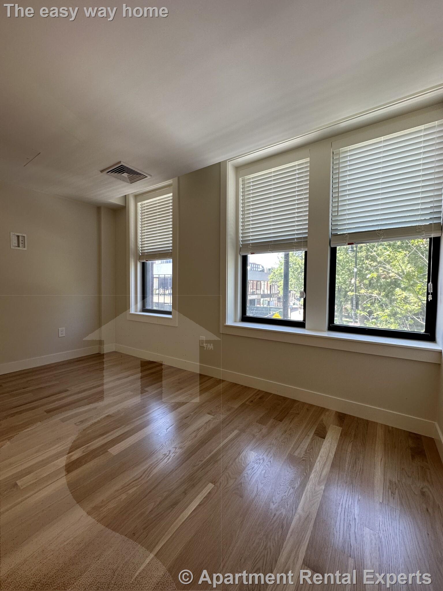 48 Jfk, Harvard Square