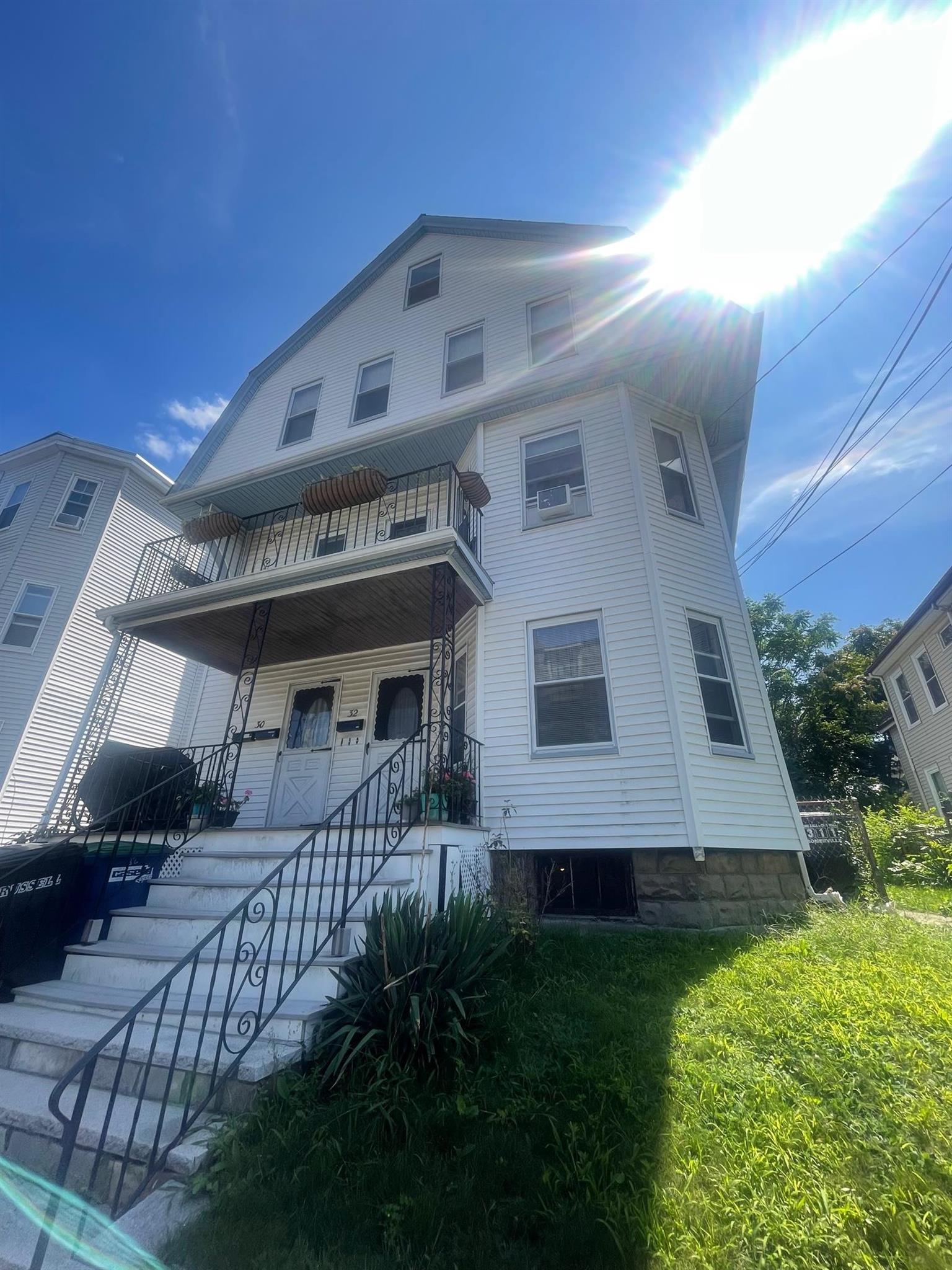 30 Clarendon Ave, Teele Square