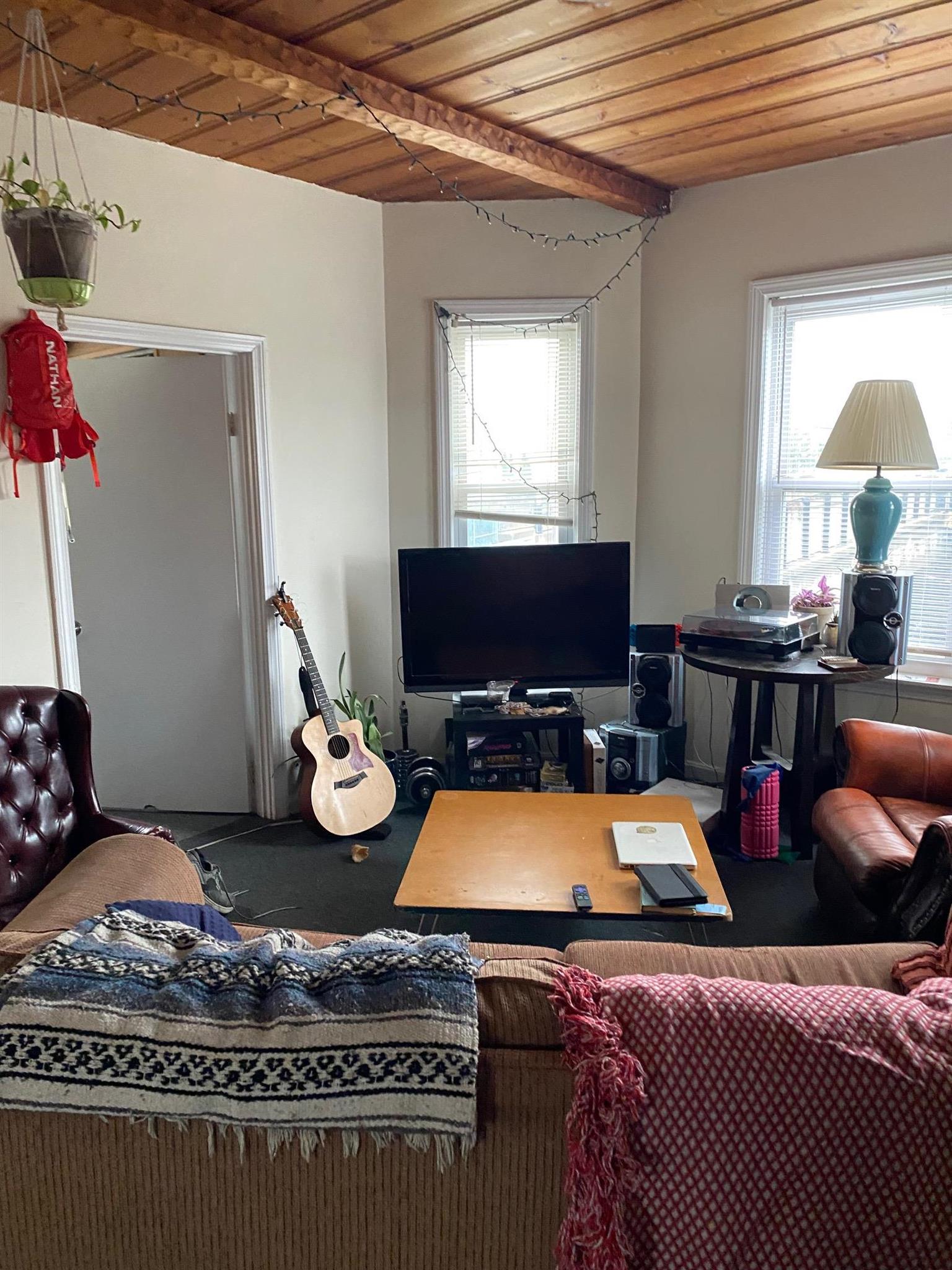 278 Lowell St, Ball Square