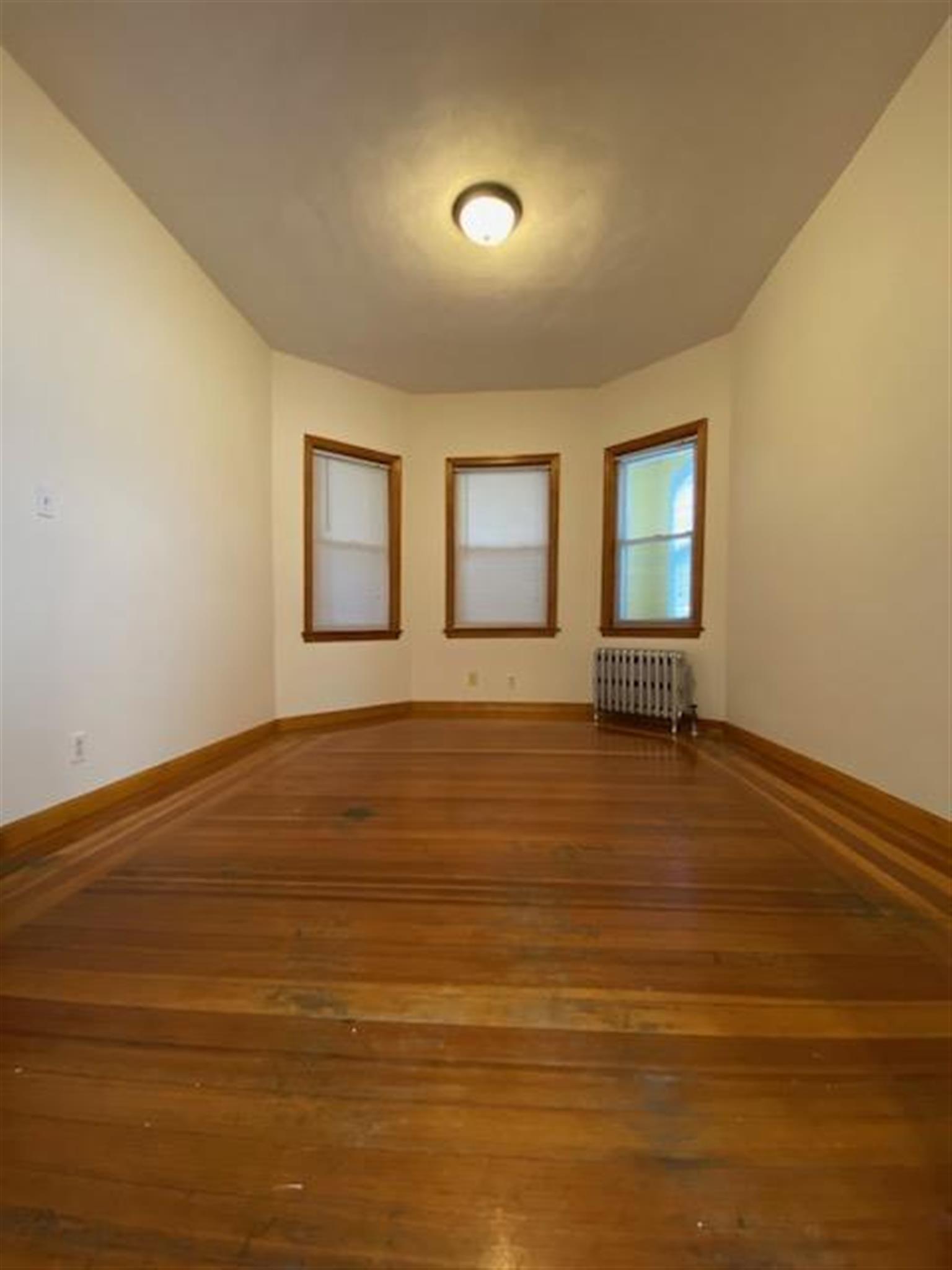 18 Frederick Ave, Tufts University