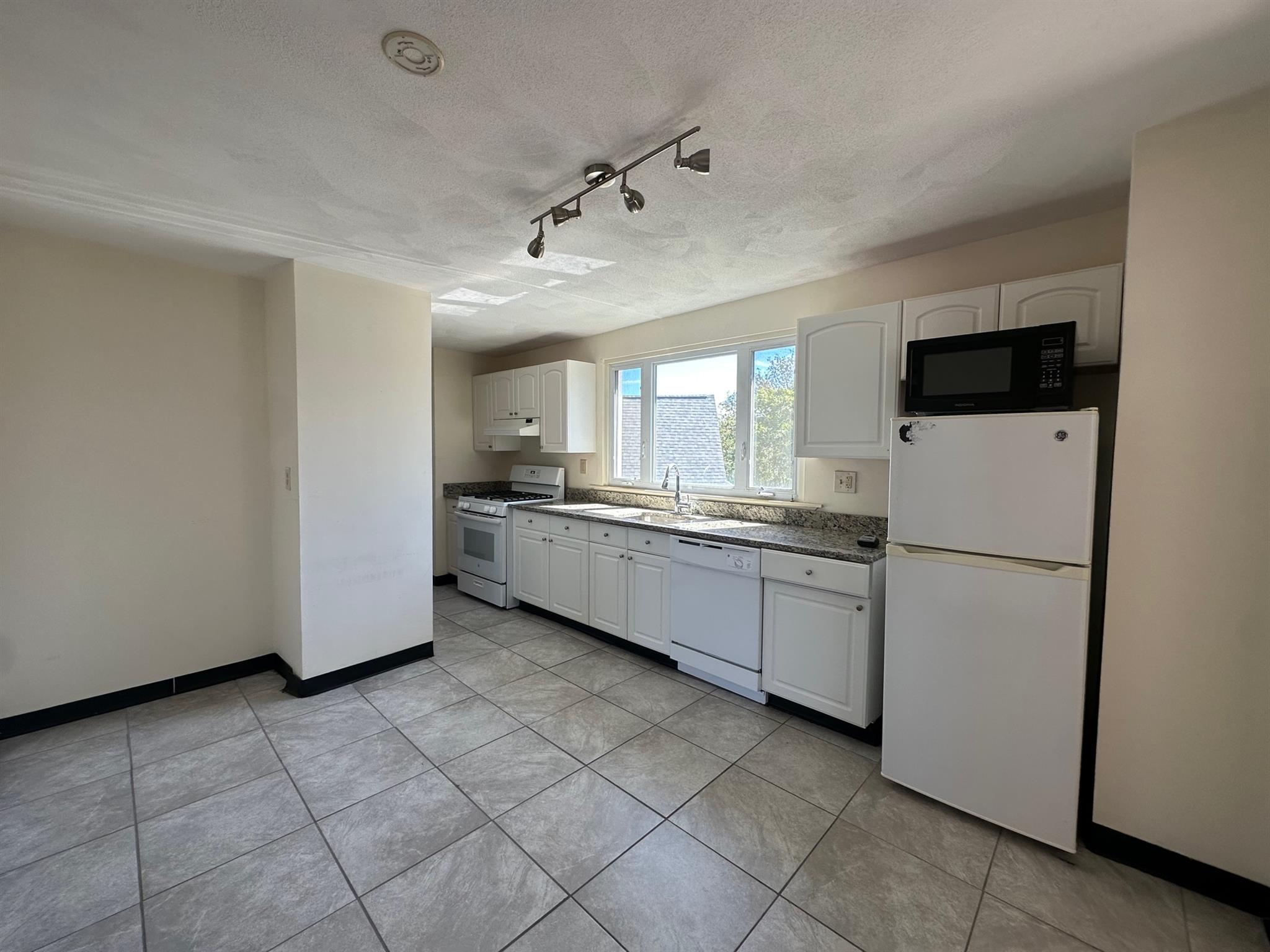 8 Leon St, Union Square