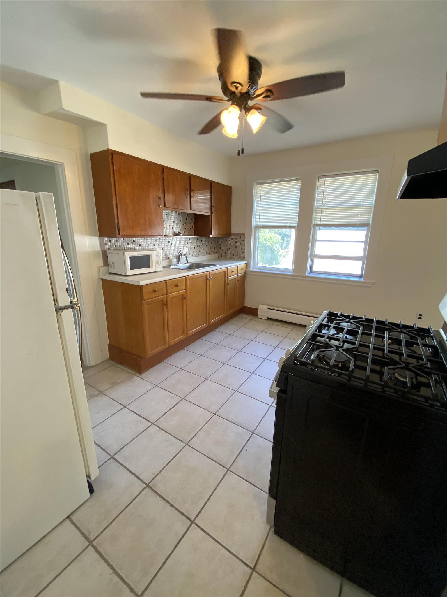 79 Clarendon Ave, Teele Square