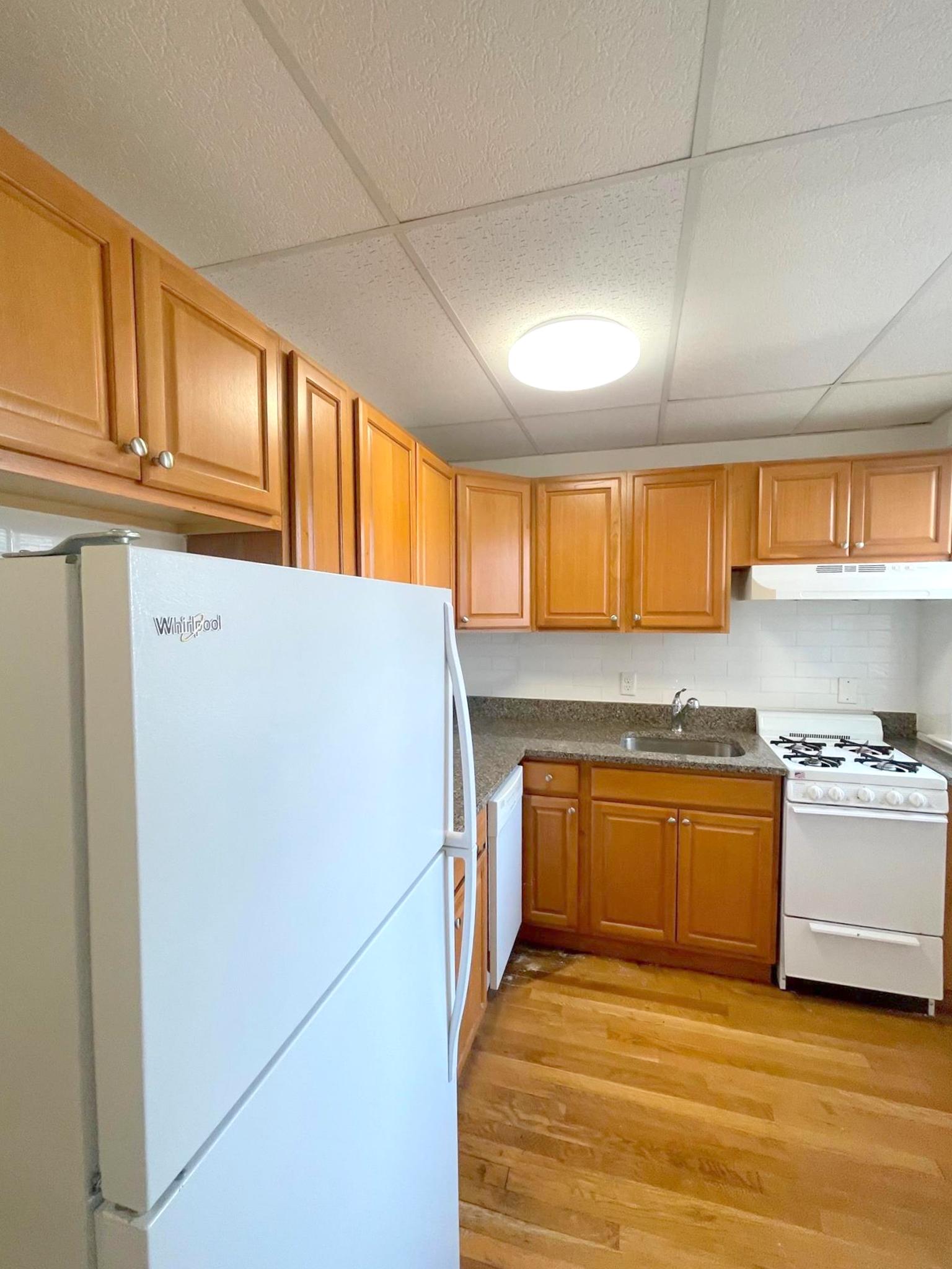 36 College Ave, Davis Square