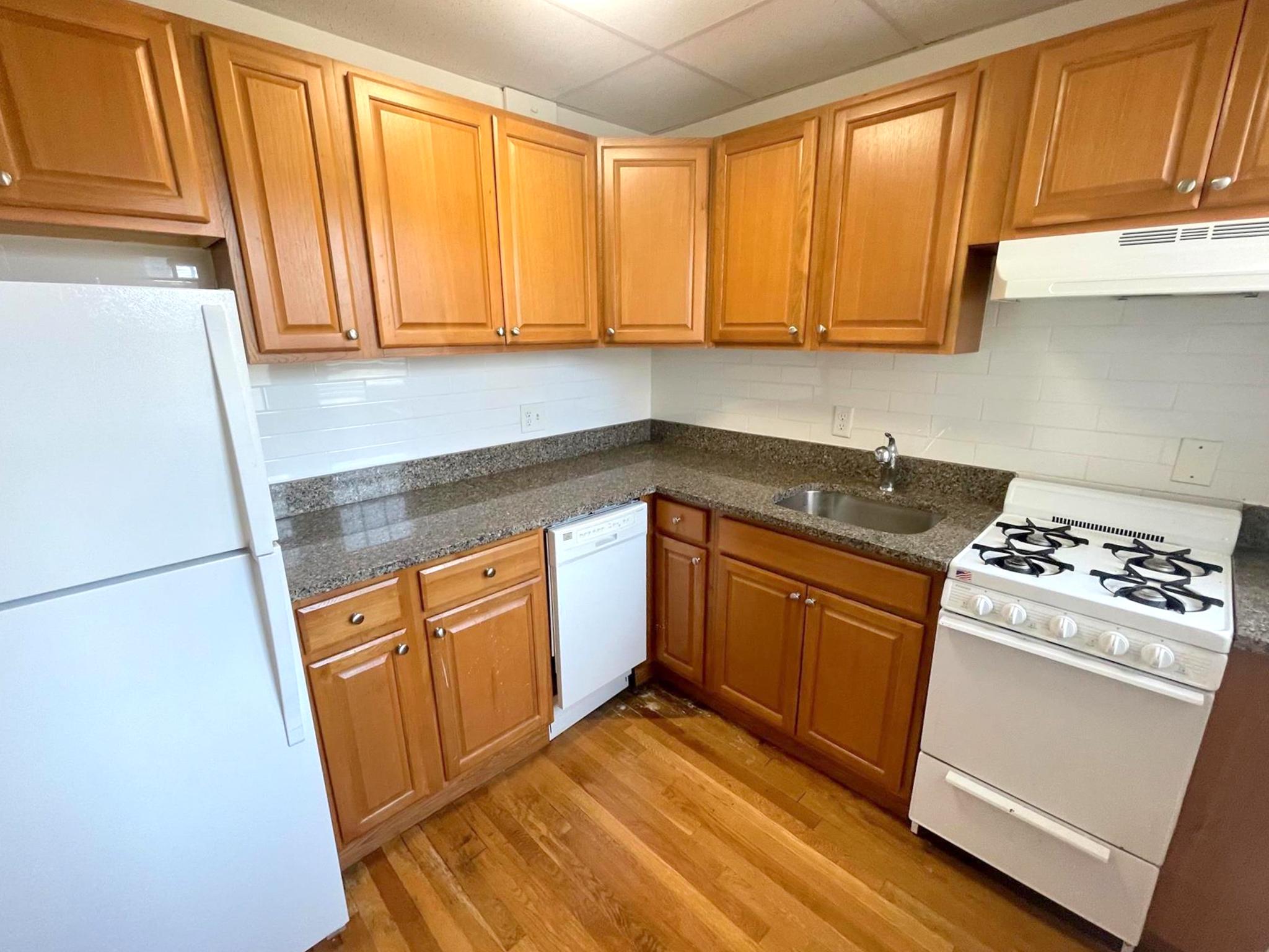 36 College Ave, Davis Square