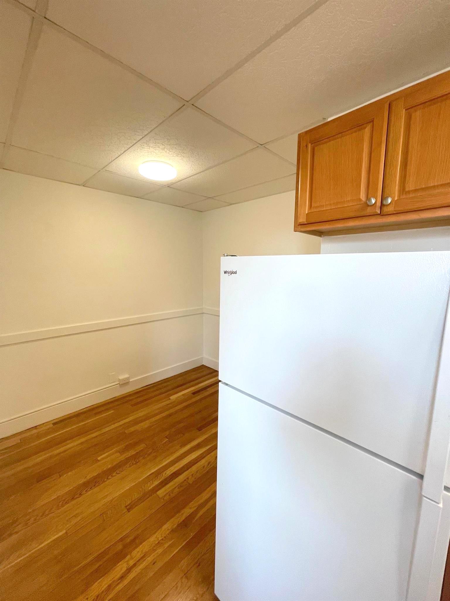 36 College Ave, Davis Square