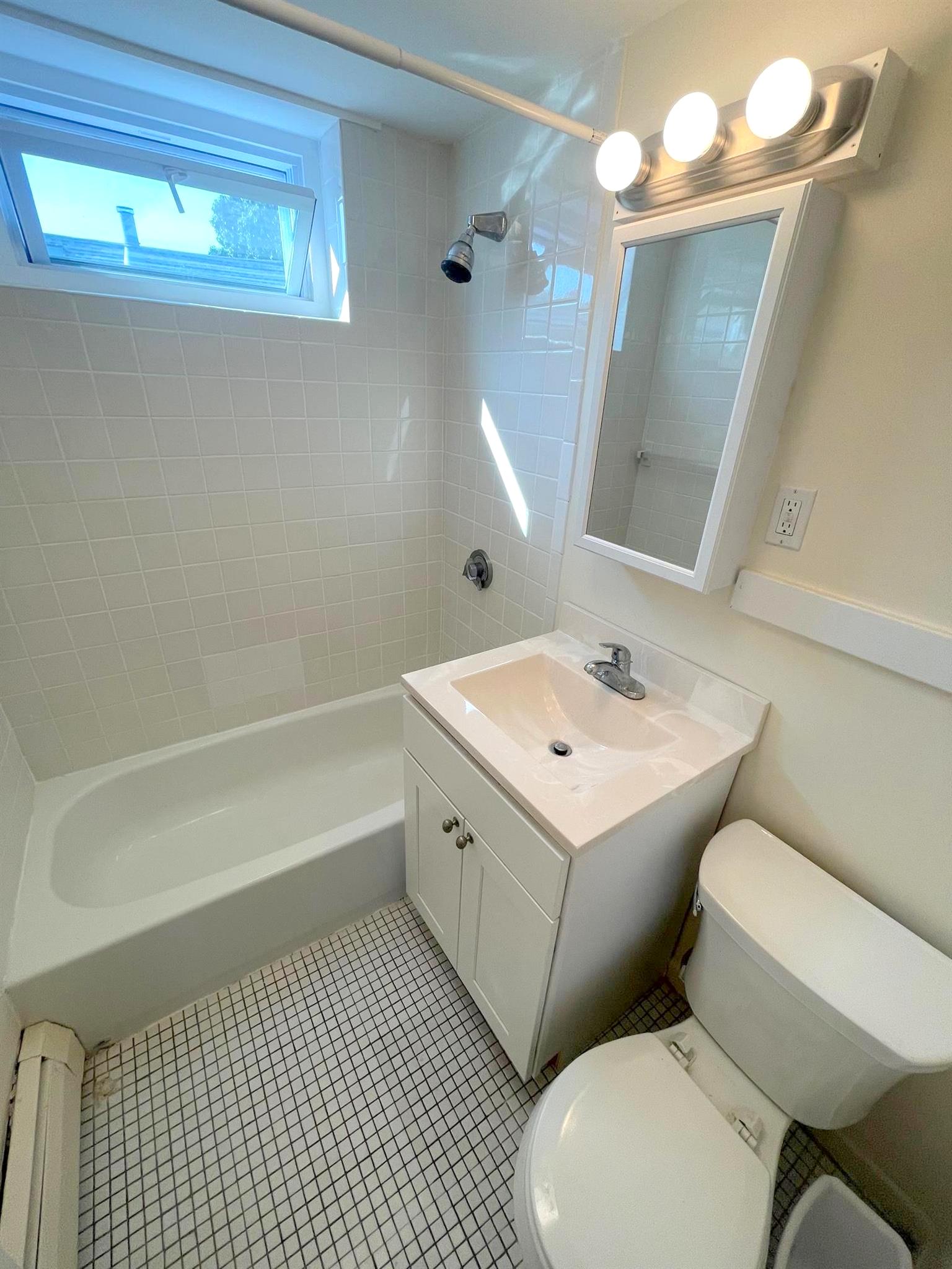 36 College Ave, Davis Square