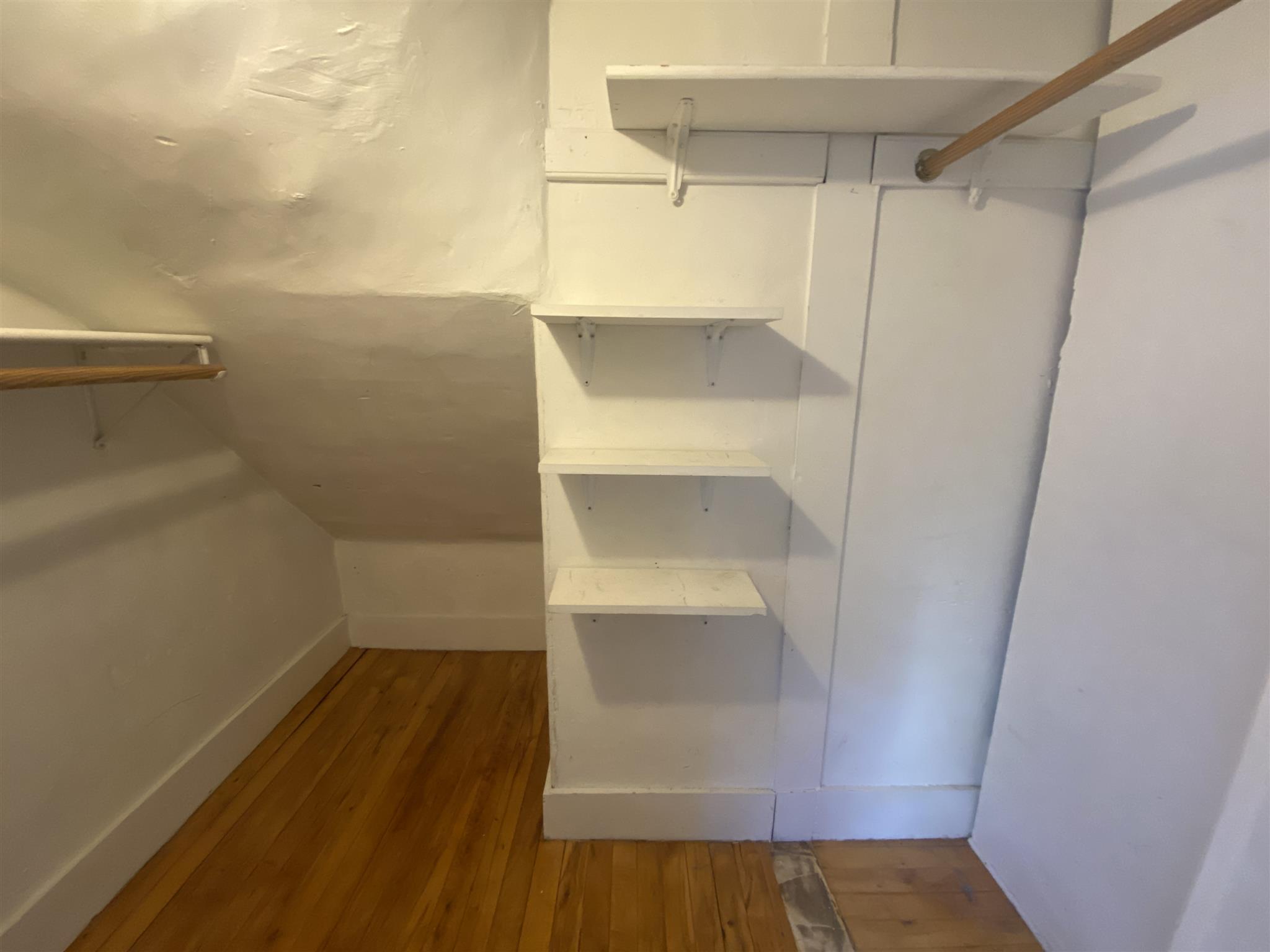 15 Corinthian Rd, Davis Square