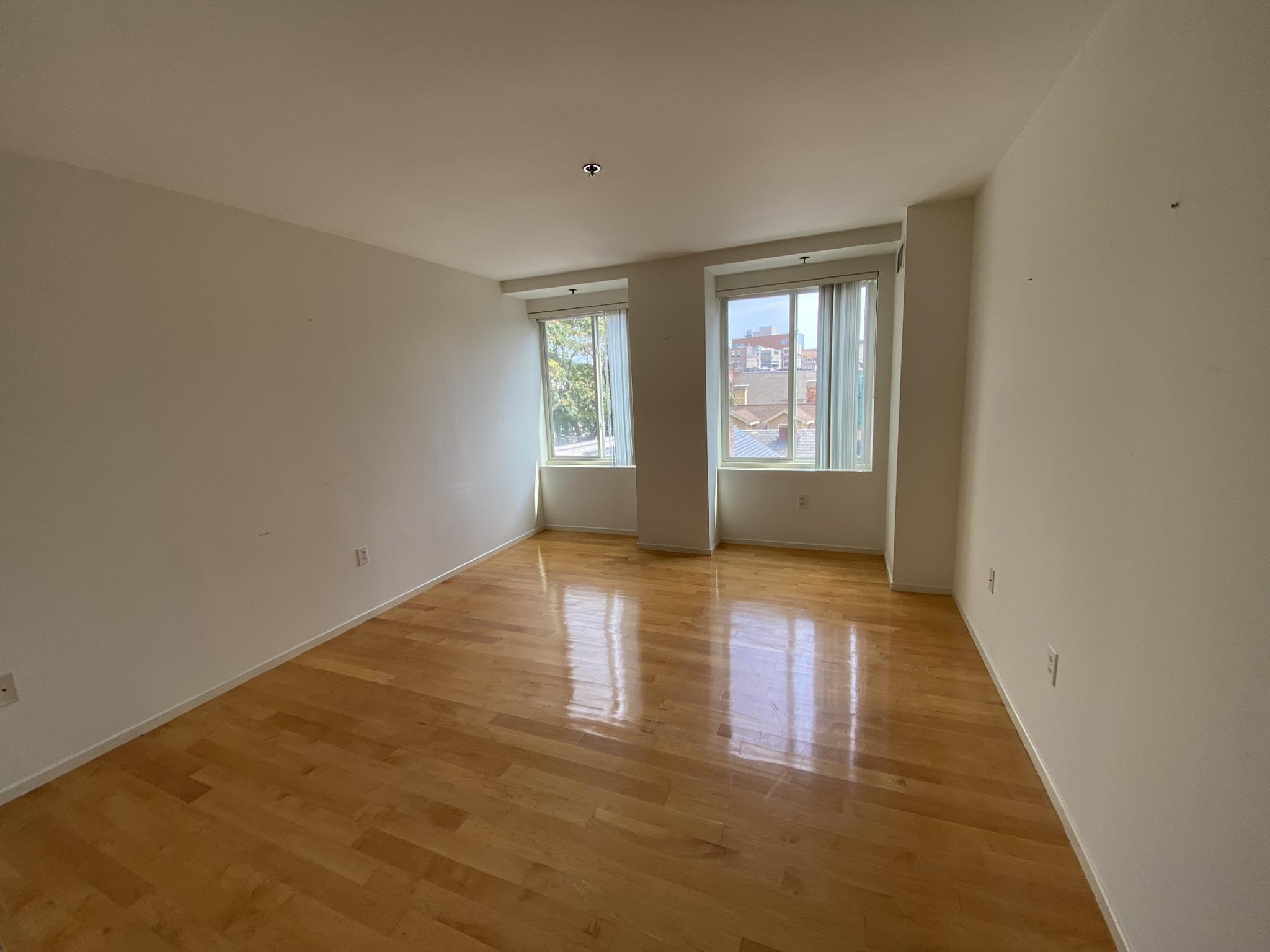 950 Massachusetts Ave, Central Square