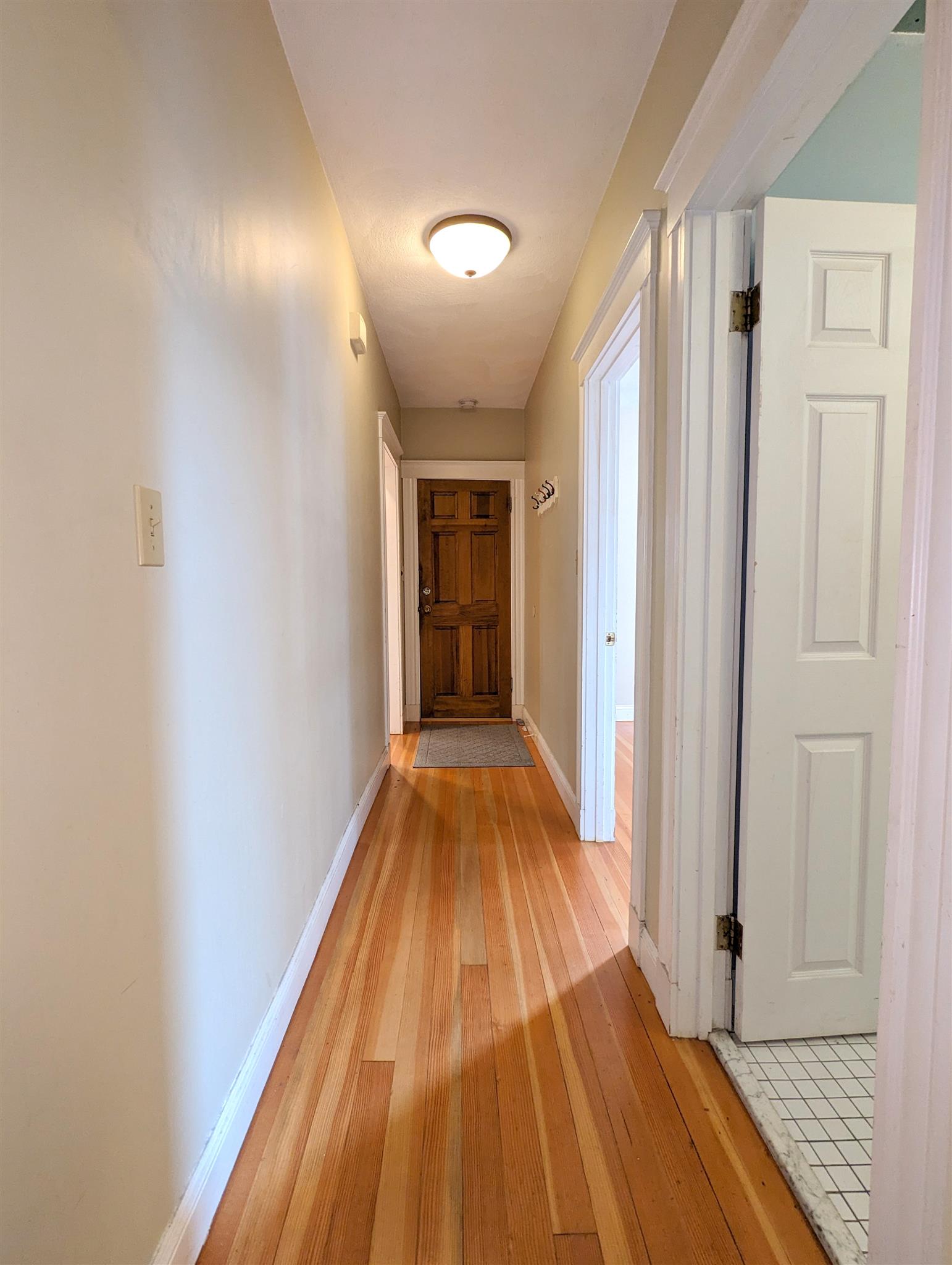 79 Conwell Ave, West Somerville