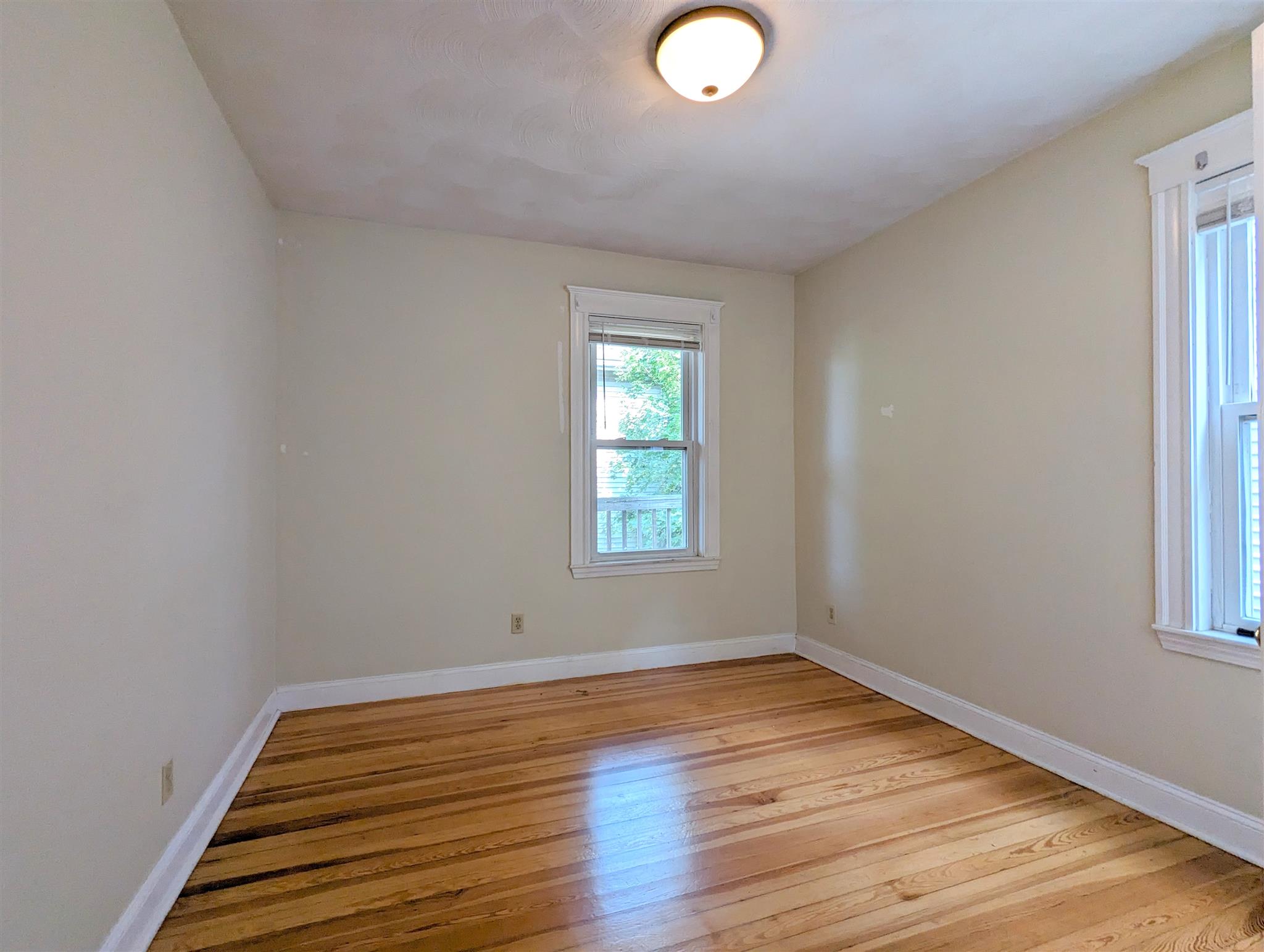 79 Conwell Ave, West Somerville