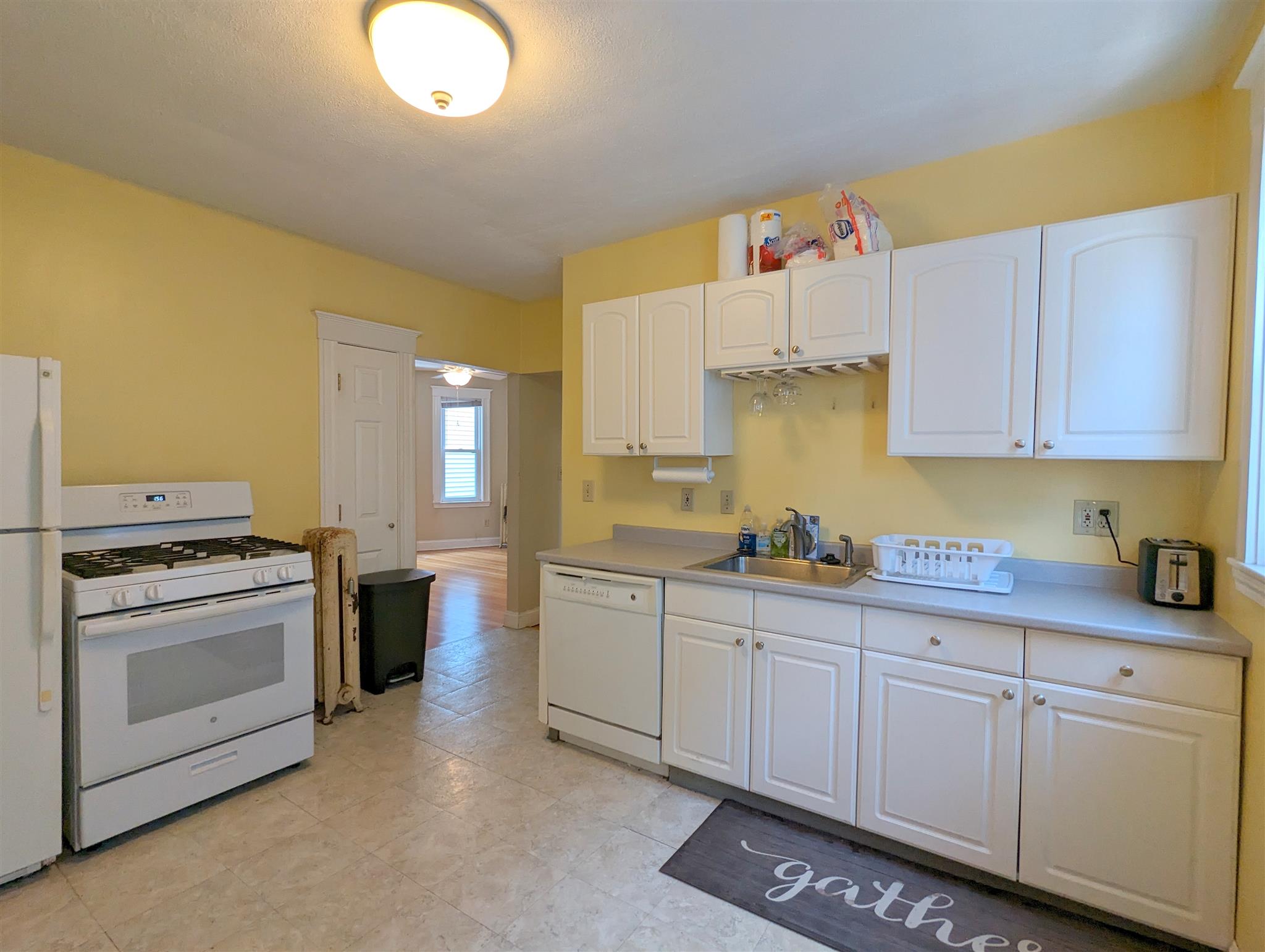 79 Conwell Ave, West Somerville