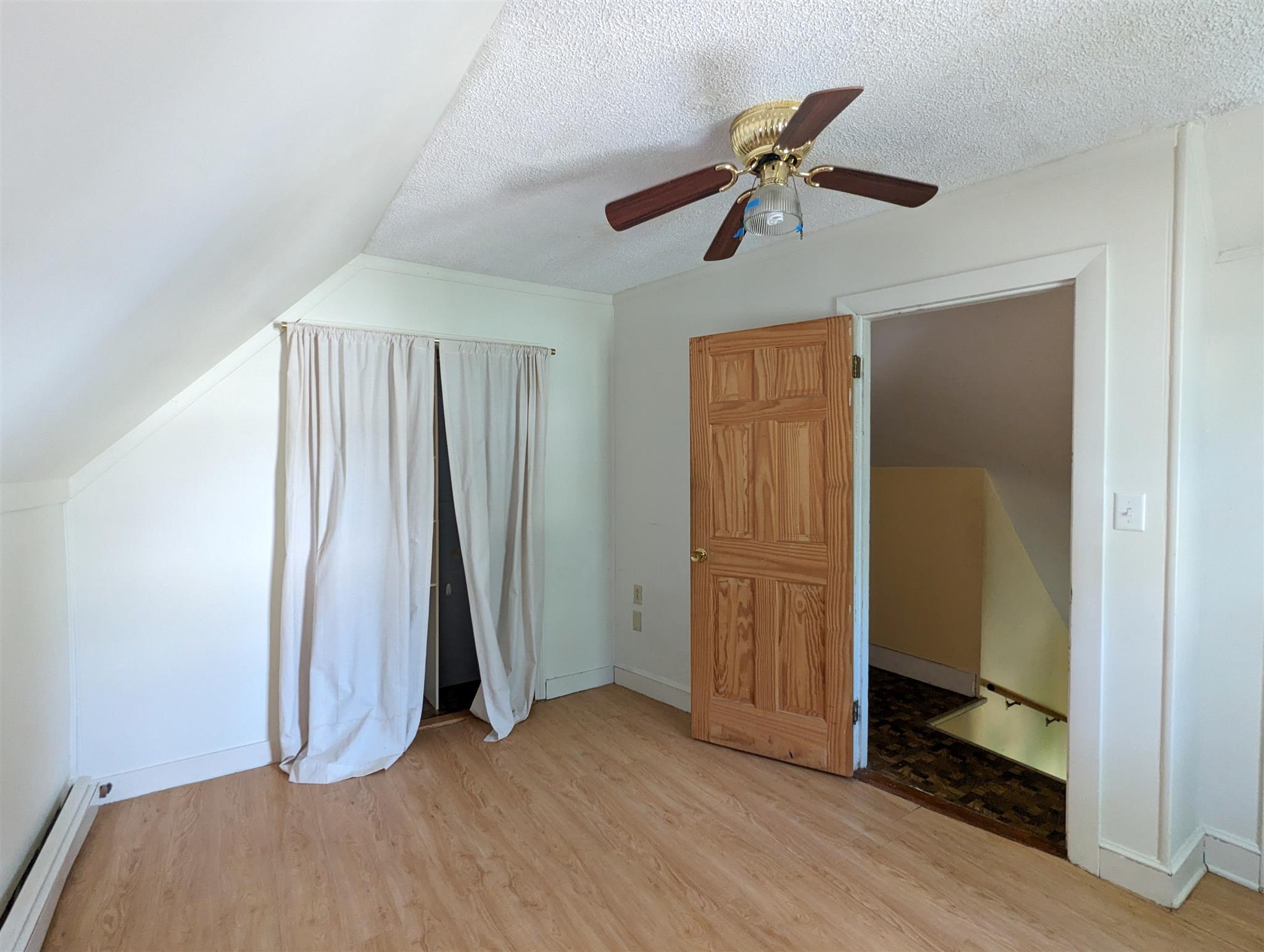 16 Glendale Ave, Davis Square