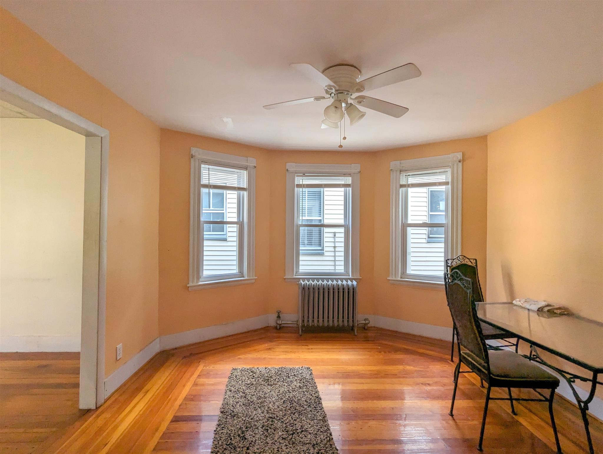 16 Glendale Ave, Davis Square