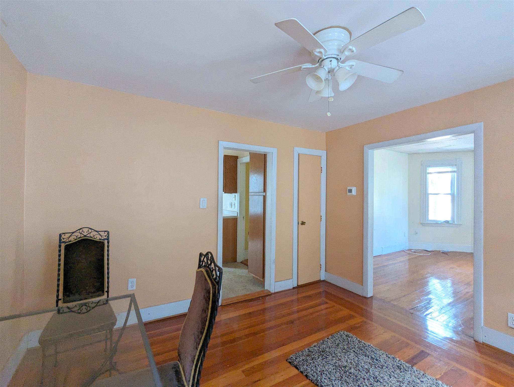 16 Glendale Ave, Davis Square