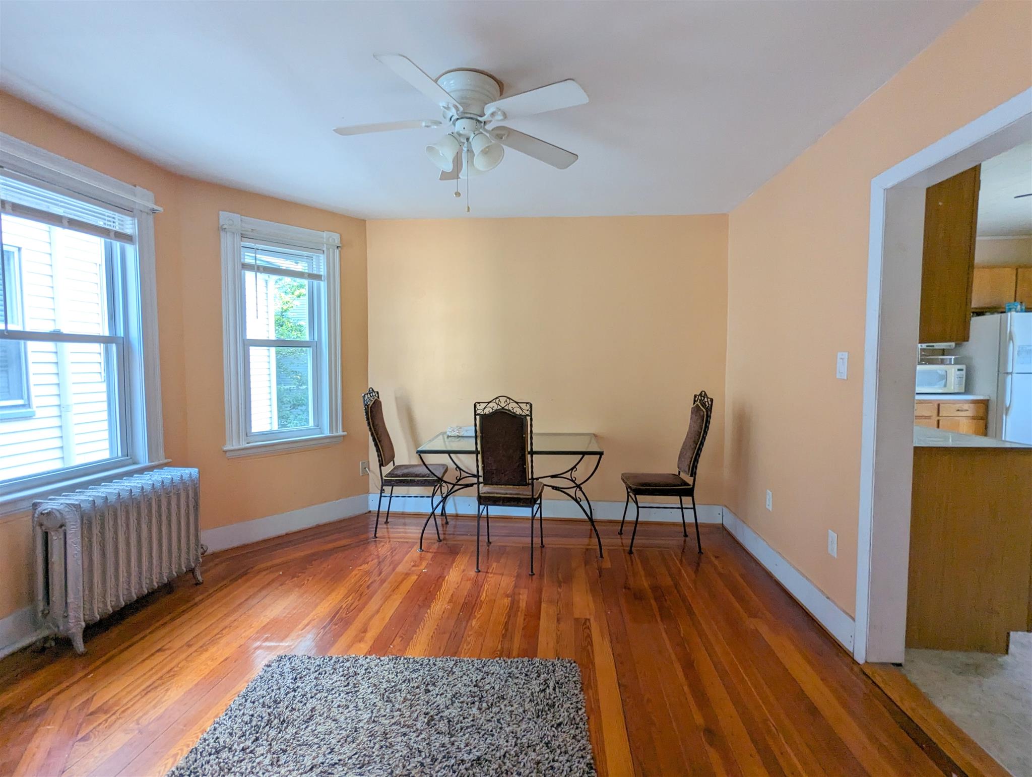 16 Glendale Ave, Davis Square