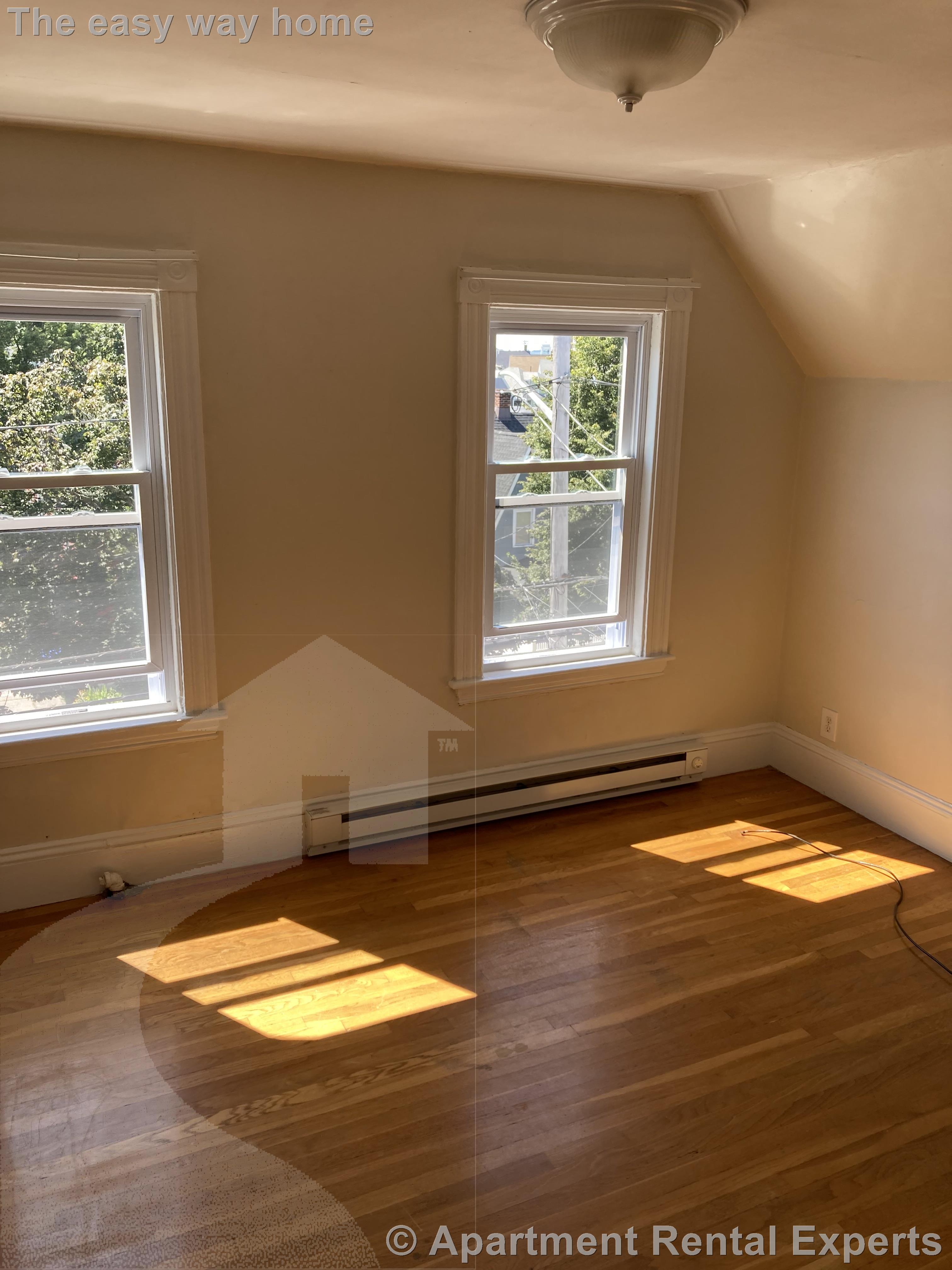 578 Main, Tufts University