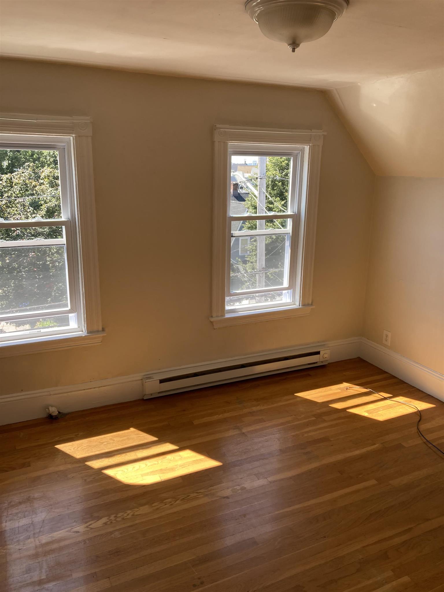 578 Main St, West Medford