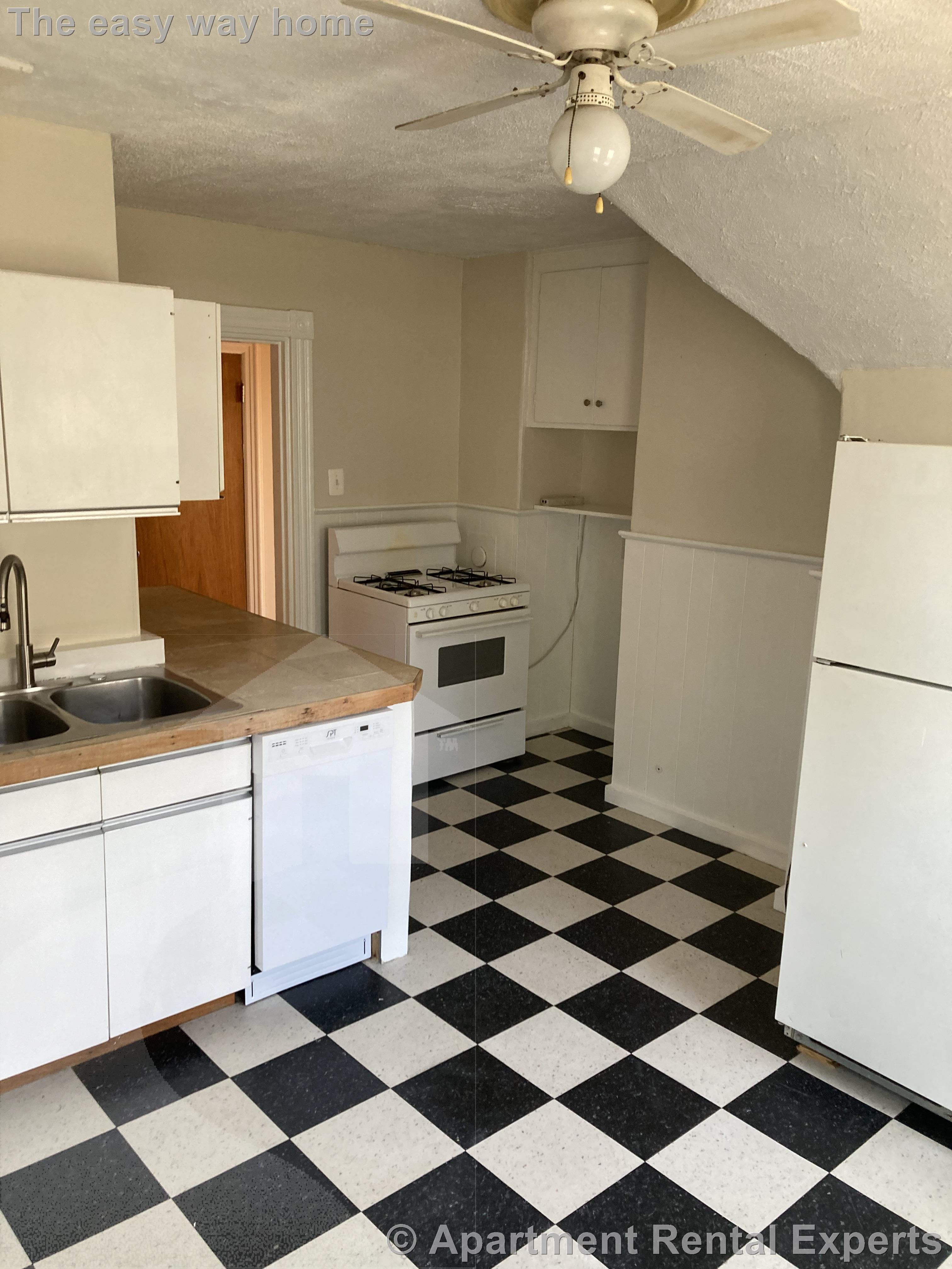 578 Main, Tufts University