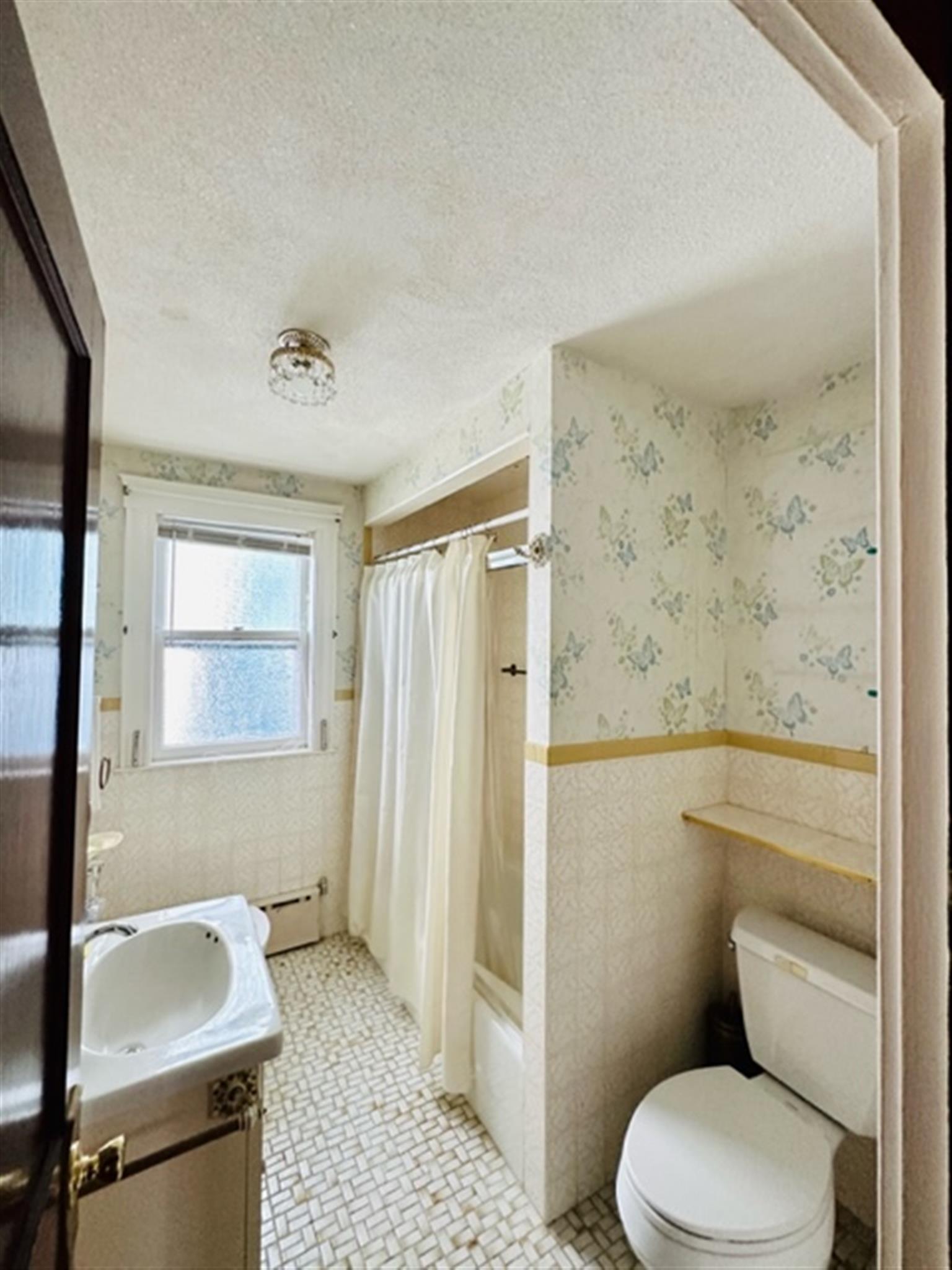 9 Roberts Rd, Harvard Square