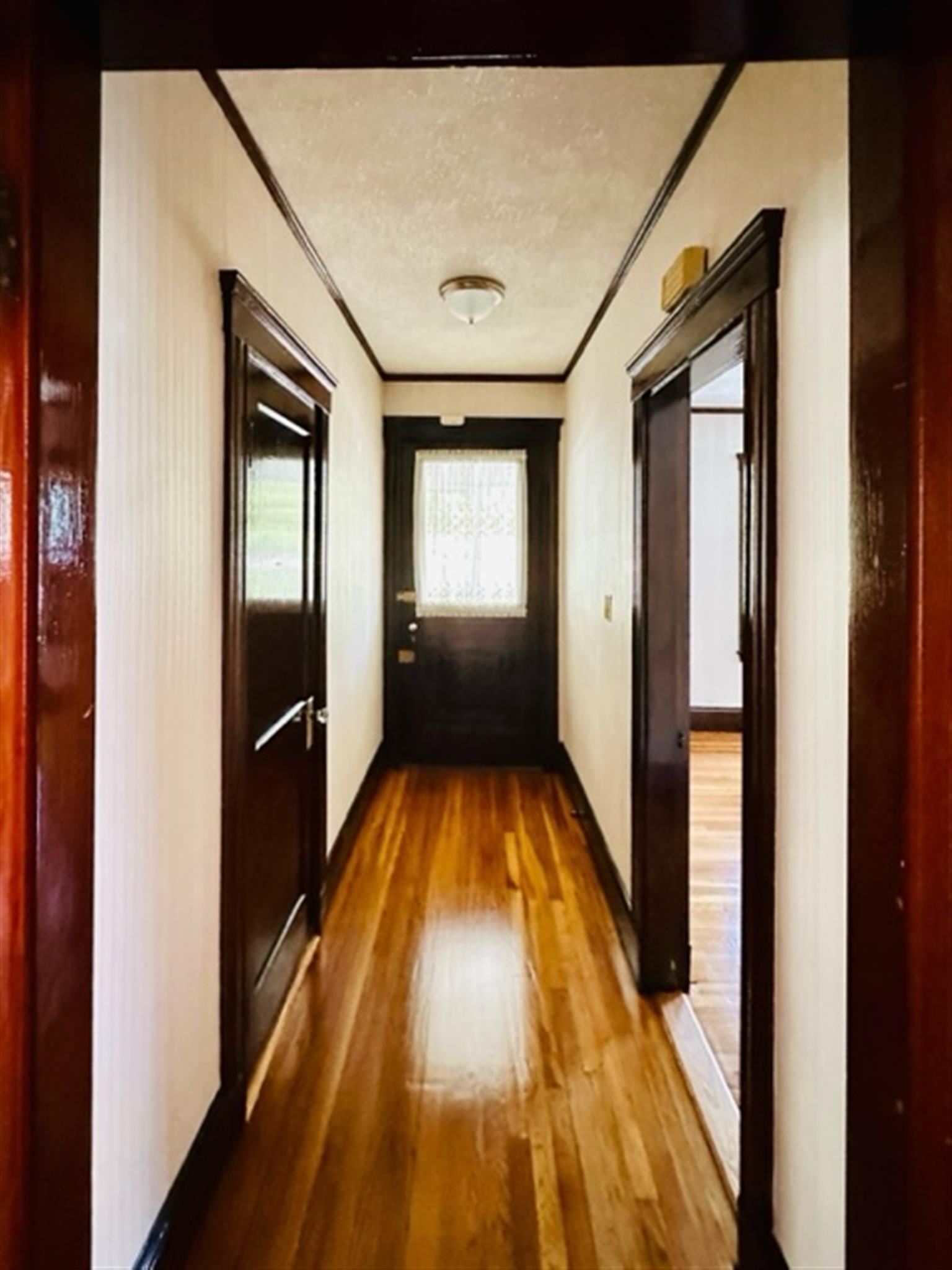 9 Roberts Rd, Harvard Square