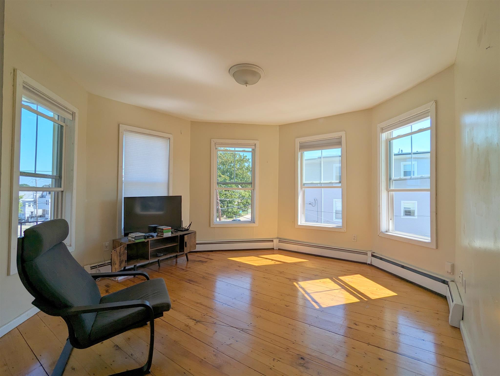 71 Winchester St, Tufts University