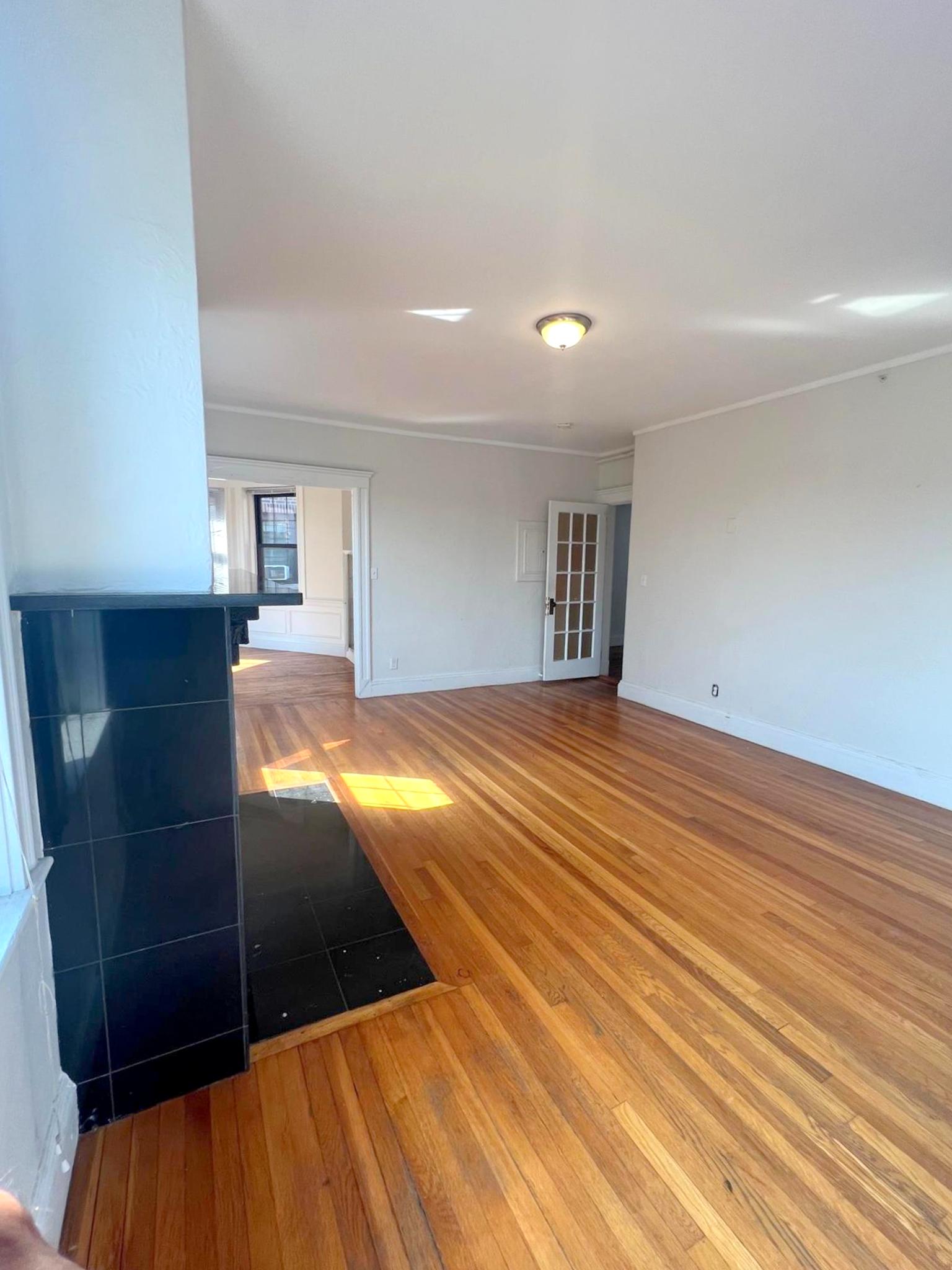 1558 Massachusetts Ave, Harvard Square