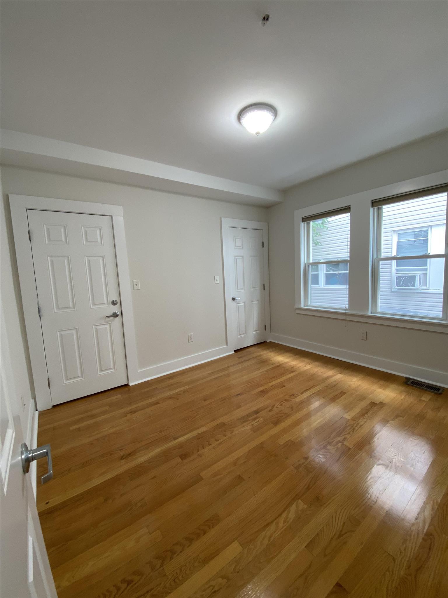 10 Silvey Pl, Davis Square