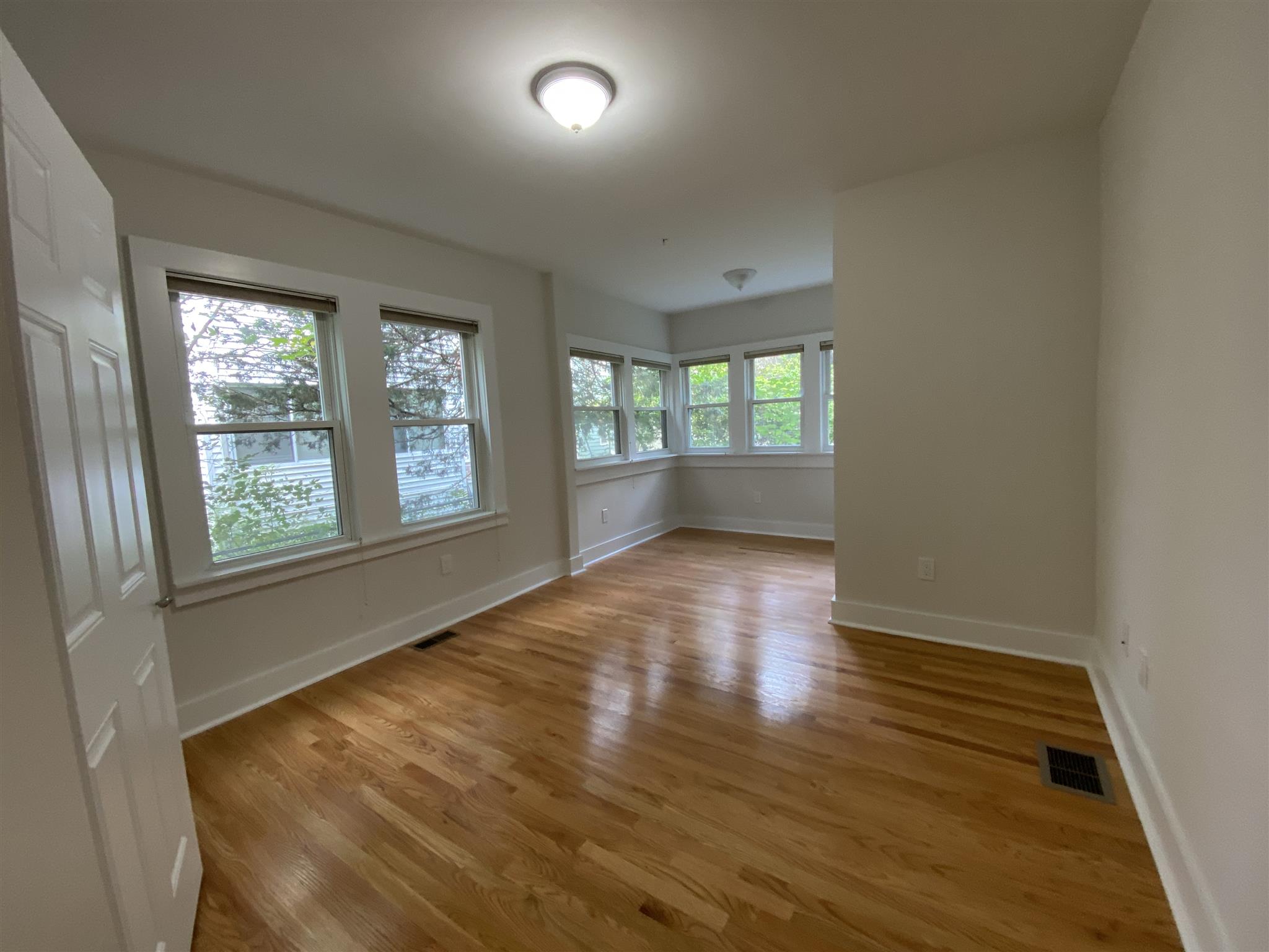 8 Silvey Pl, Davis Square