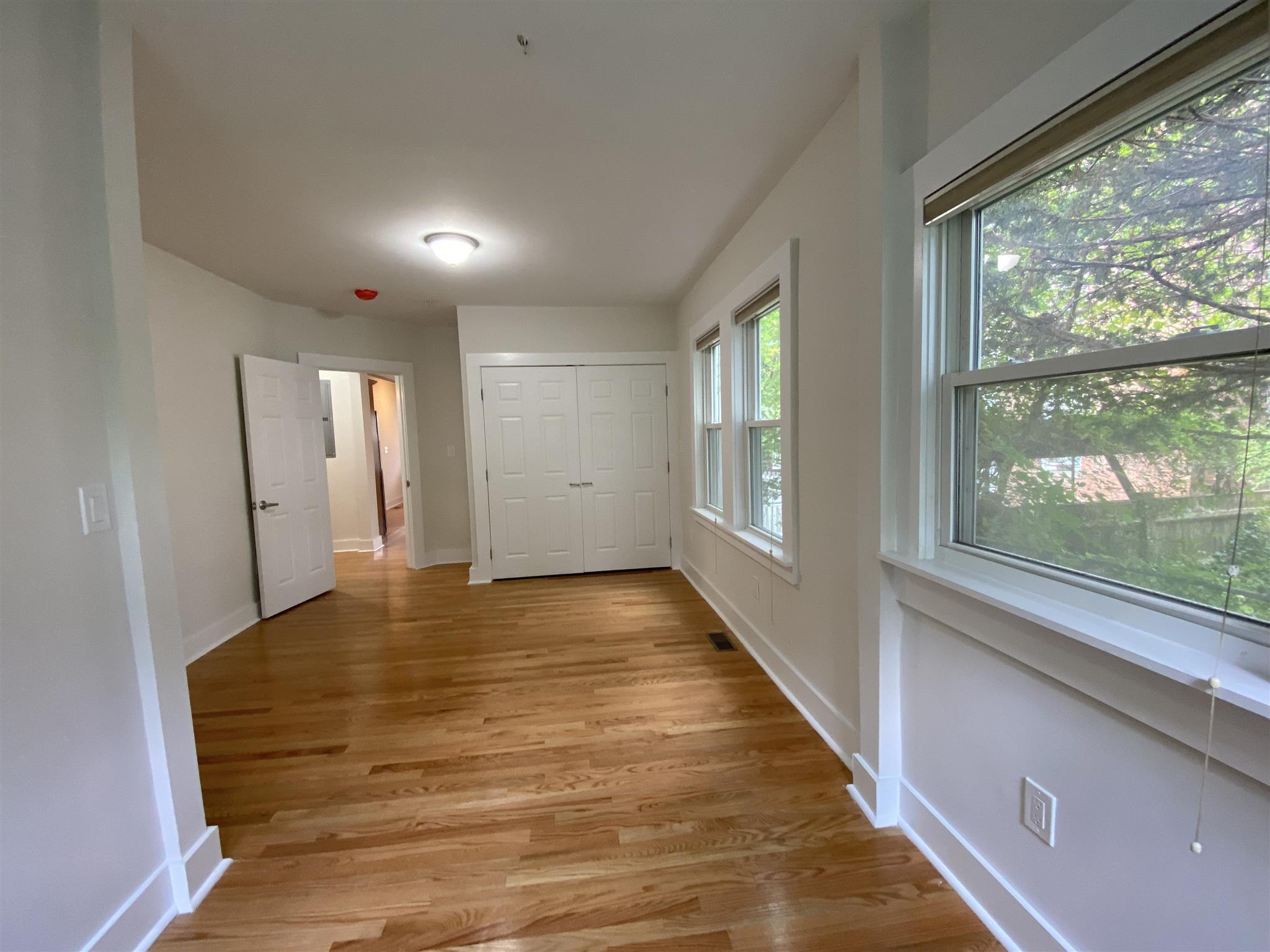 10 Silvey Pl, Davis Square