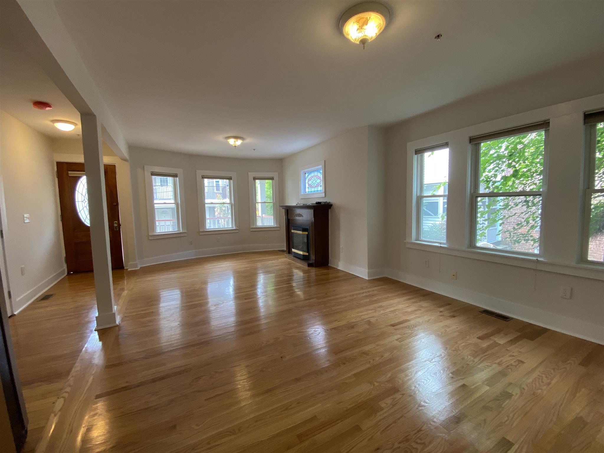 10 Silvey Pl, Davis Square