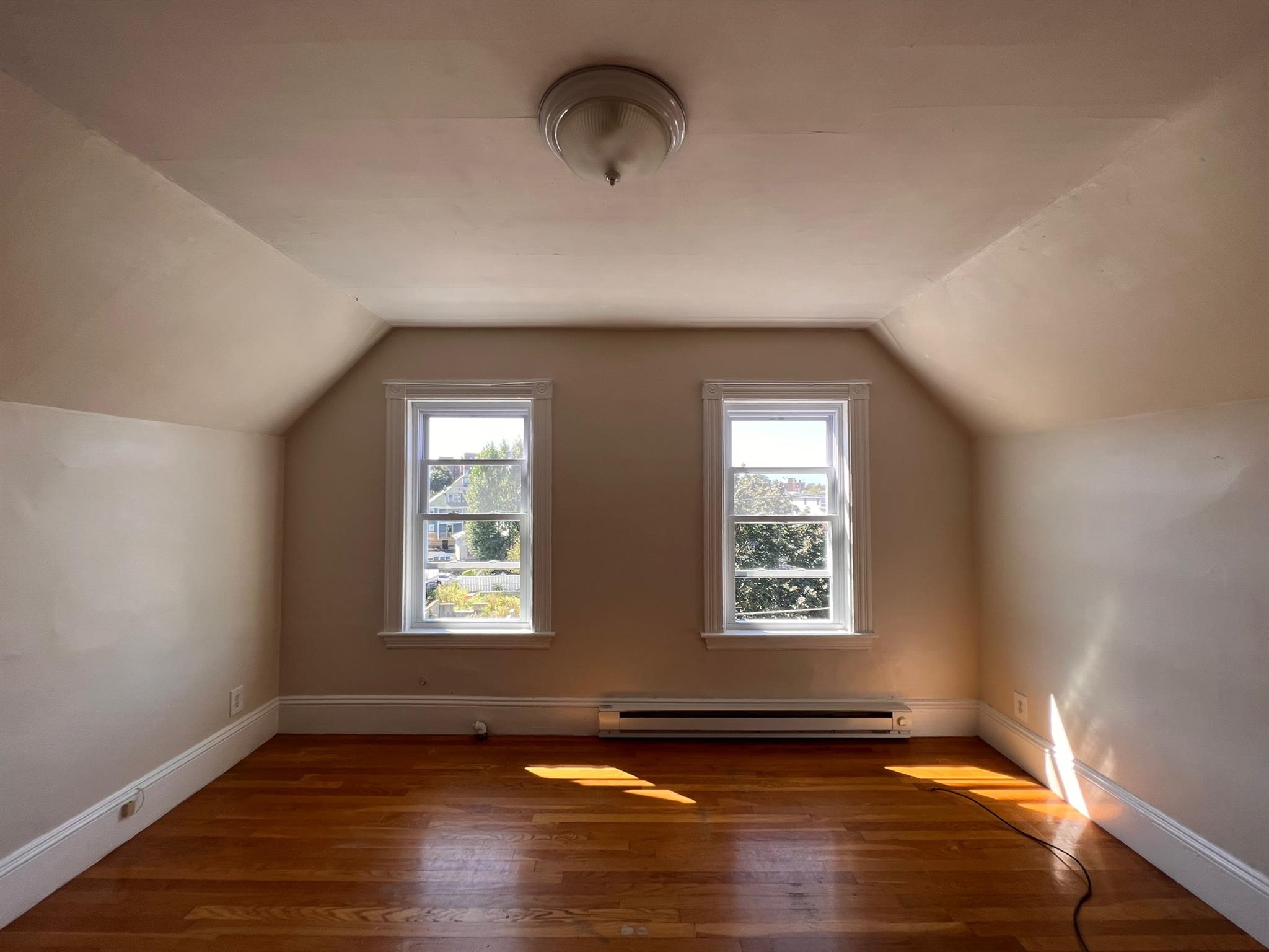 578 Main St, Tufts University