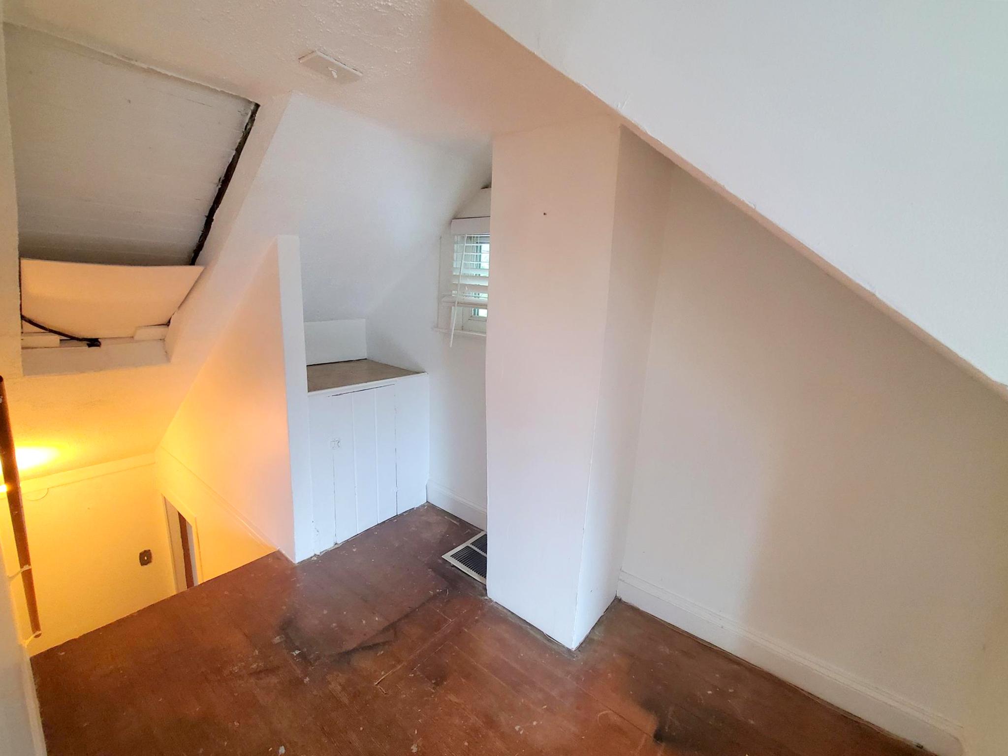 137 Fern Rd, Glenwood