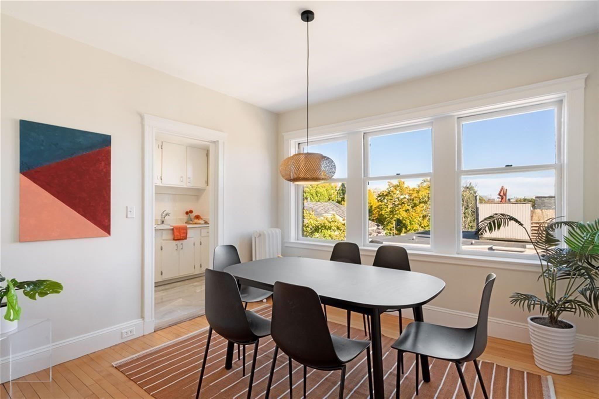 10 Dana St, Harvard Square