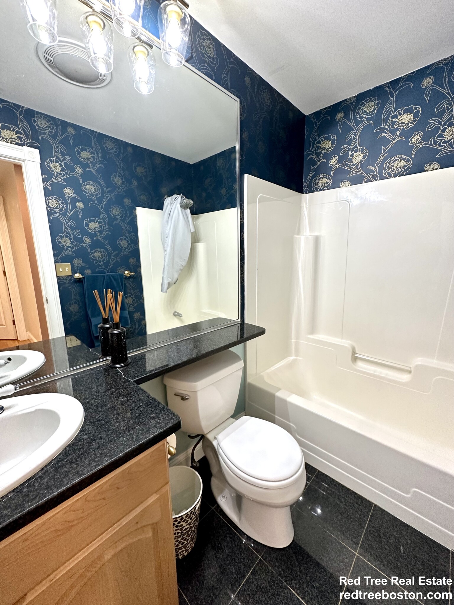 324 Dorchester St, South Boston