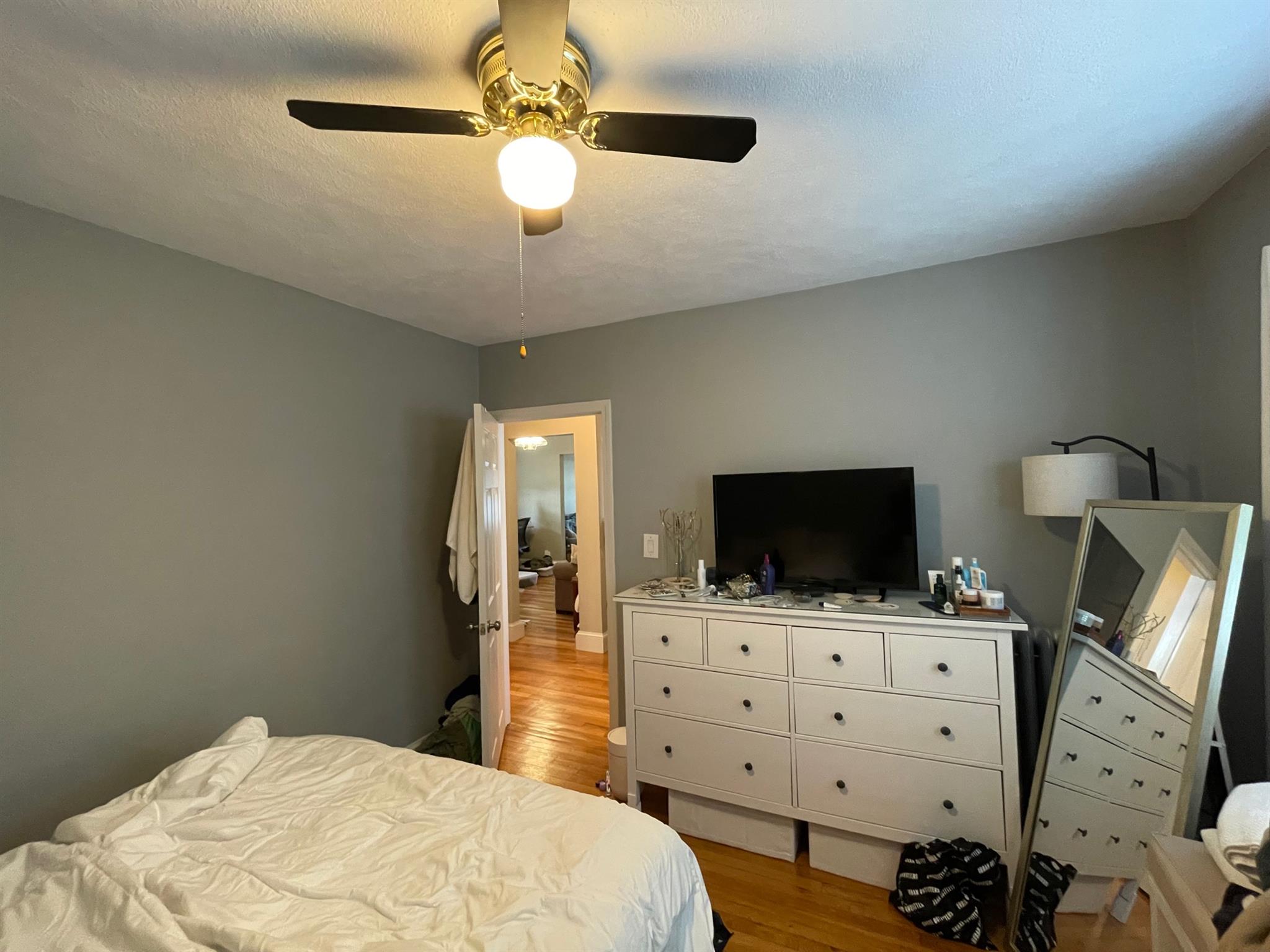 63 Boston Ave, Davis Square