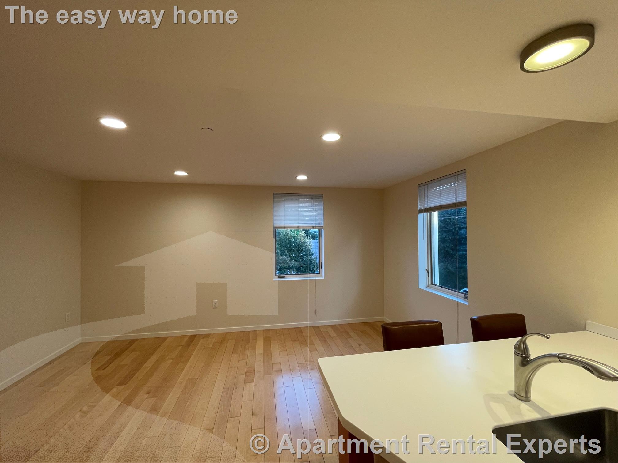 29 Warren St, East Cambridge