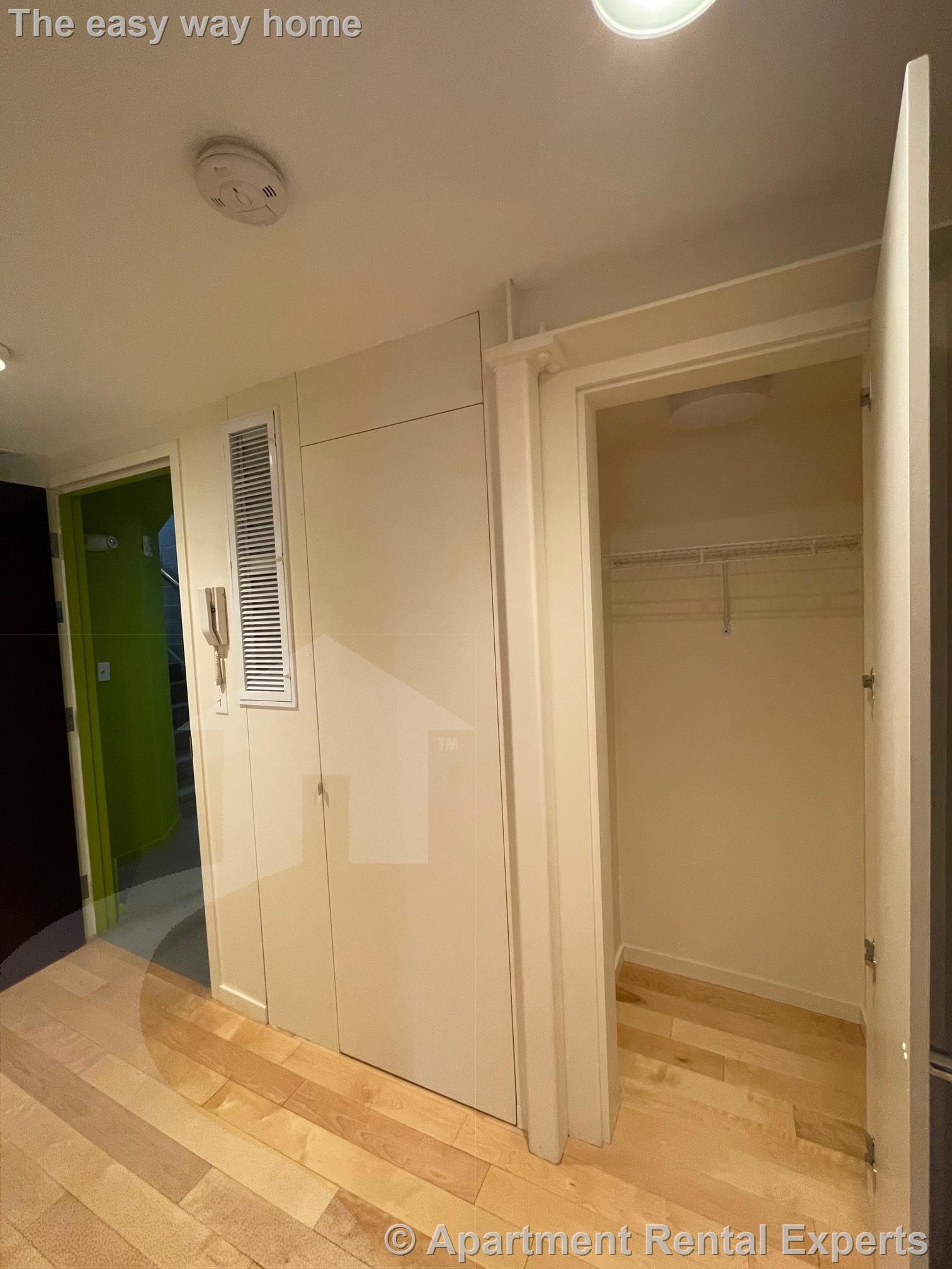 29 Warren St, East Cambridge