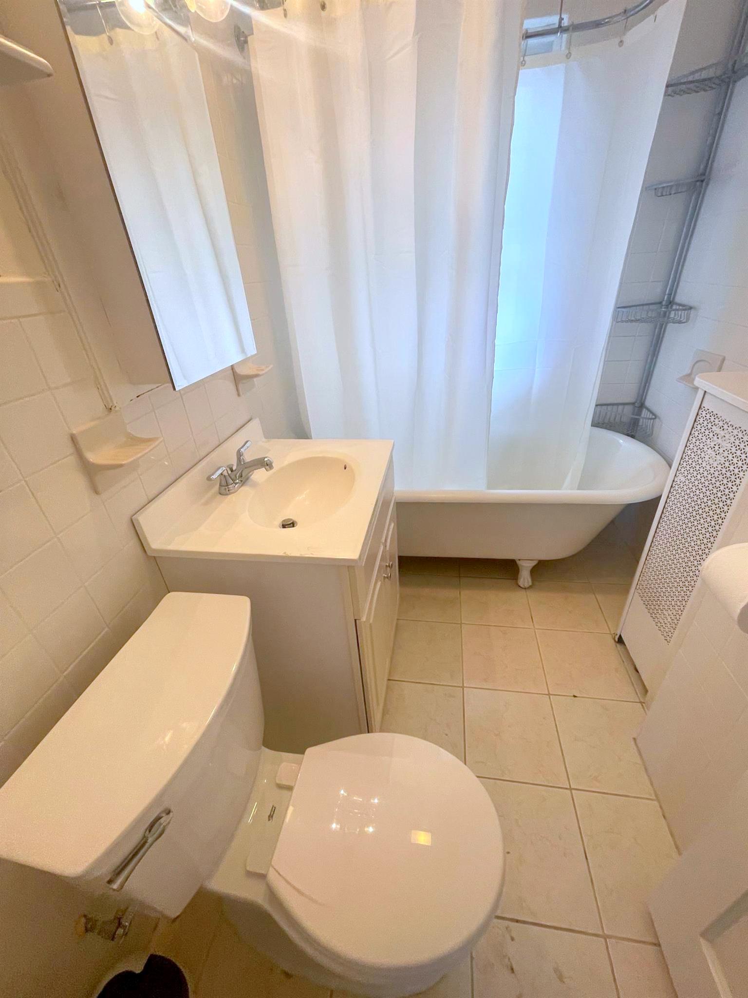 11 Doble Ave, Tufts University