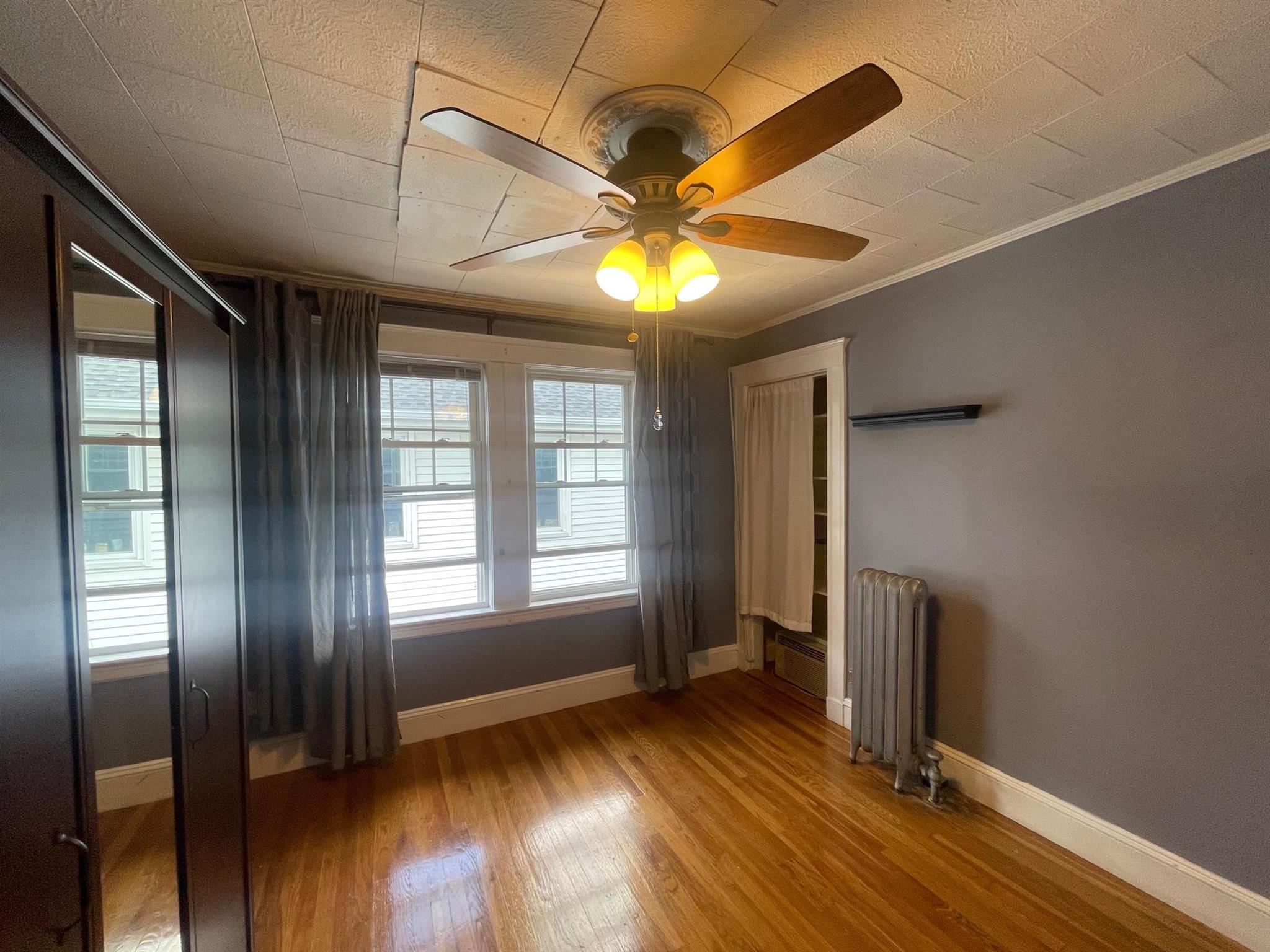 11 Doble Ave, Tufts University