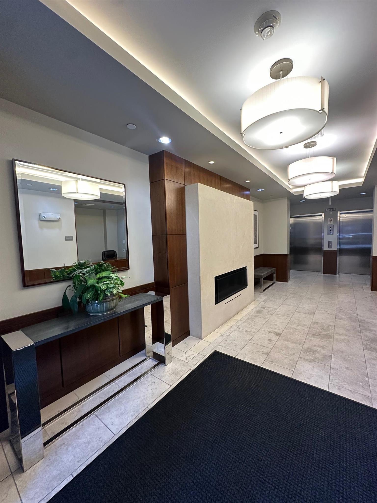 45 1st Ave, Charlestown