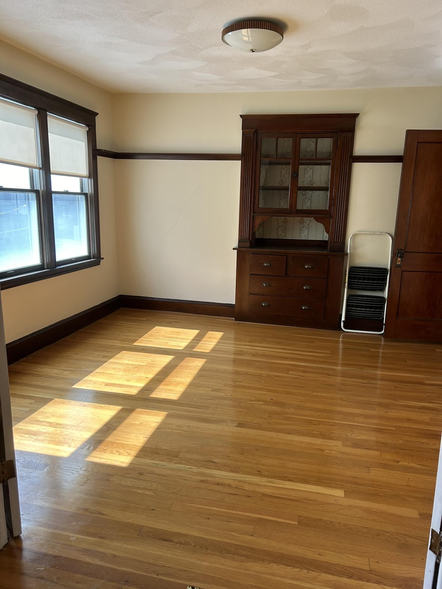 4 Edgar Ter, Winter Hill